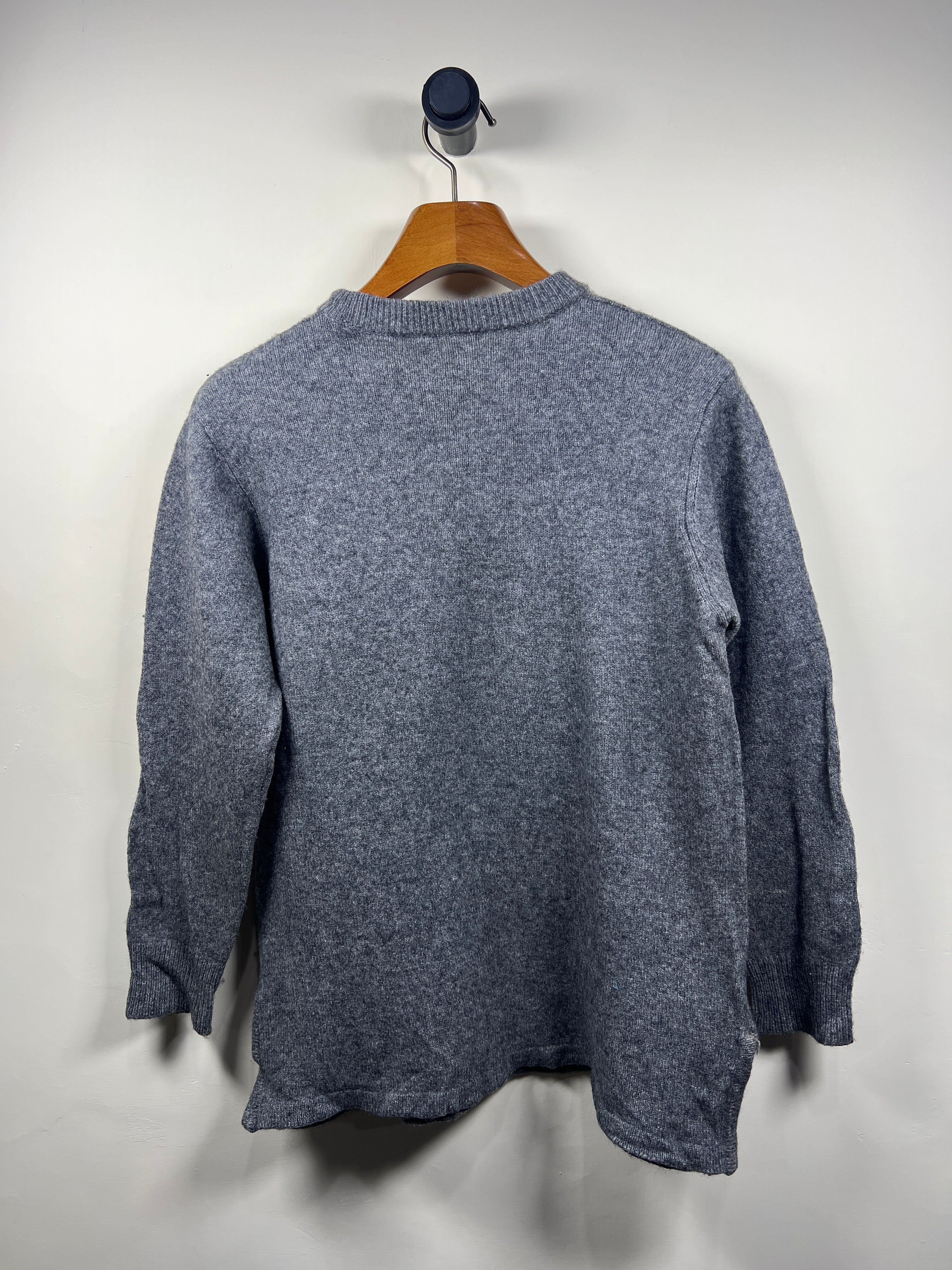 Sweater (Women) (Small-Medium)