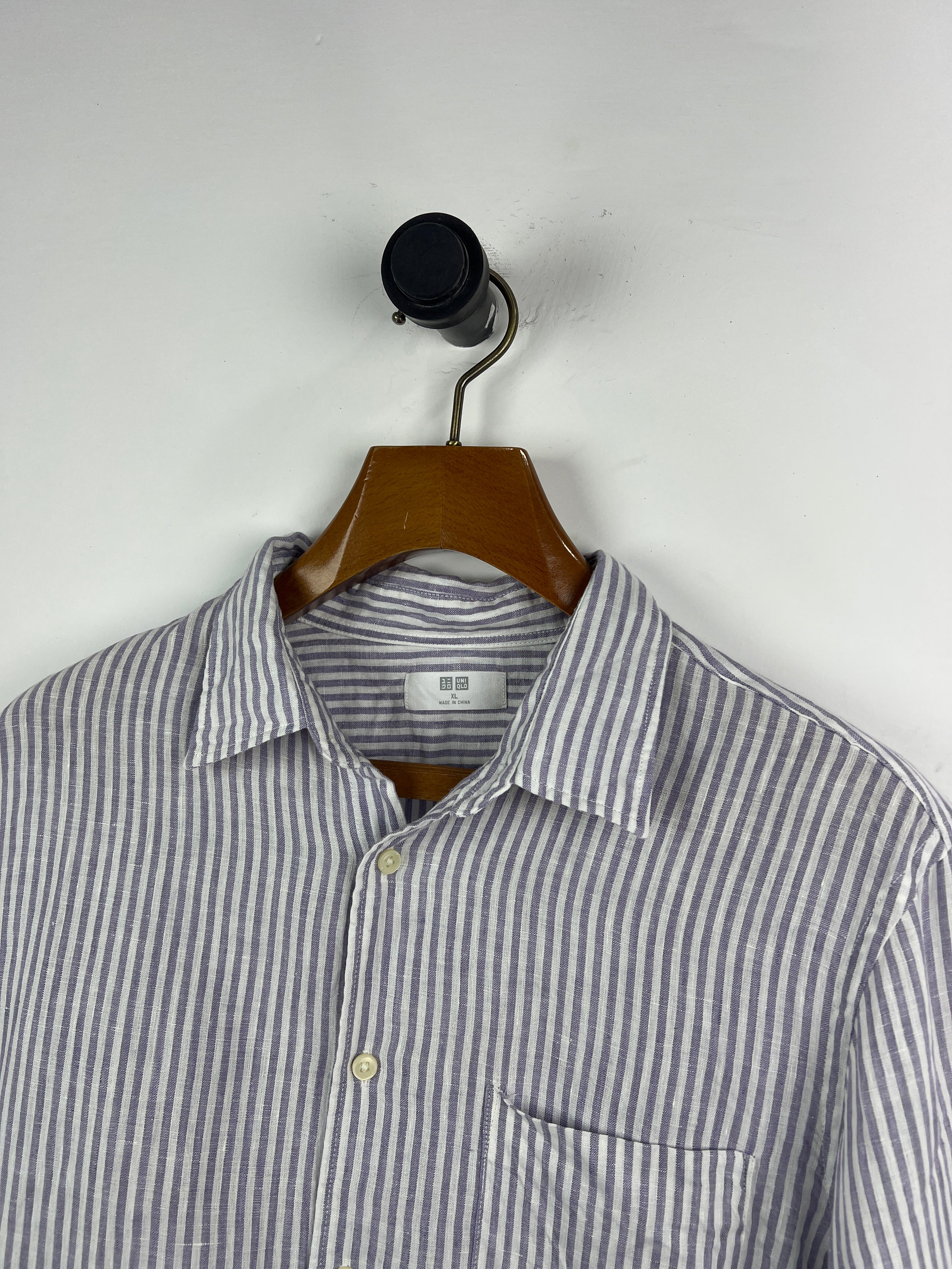 Uniqlo Linen Shirt (Medium-Large)