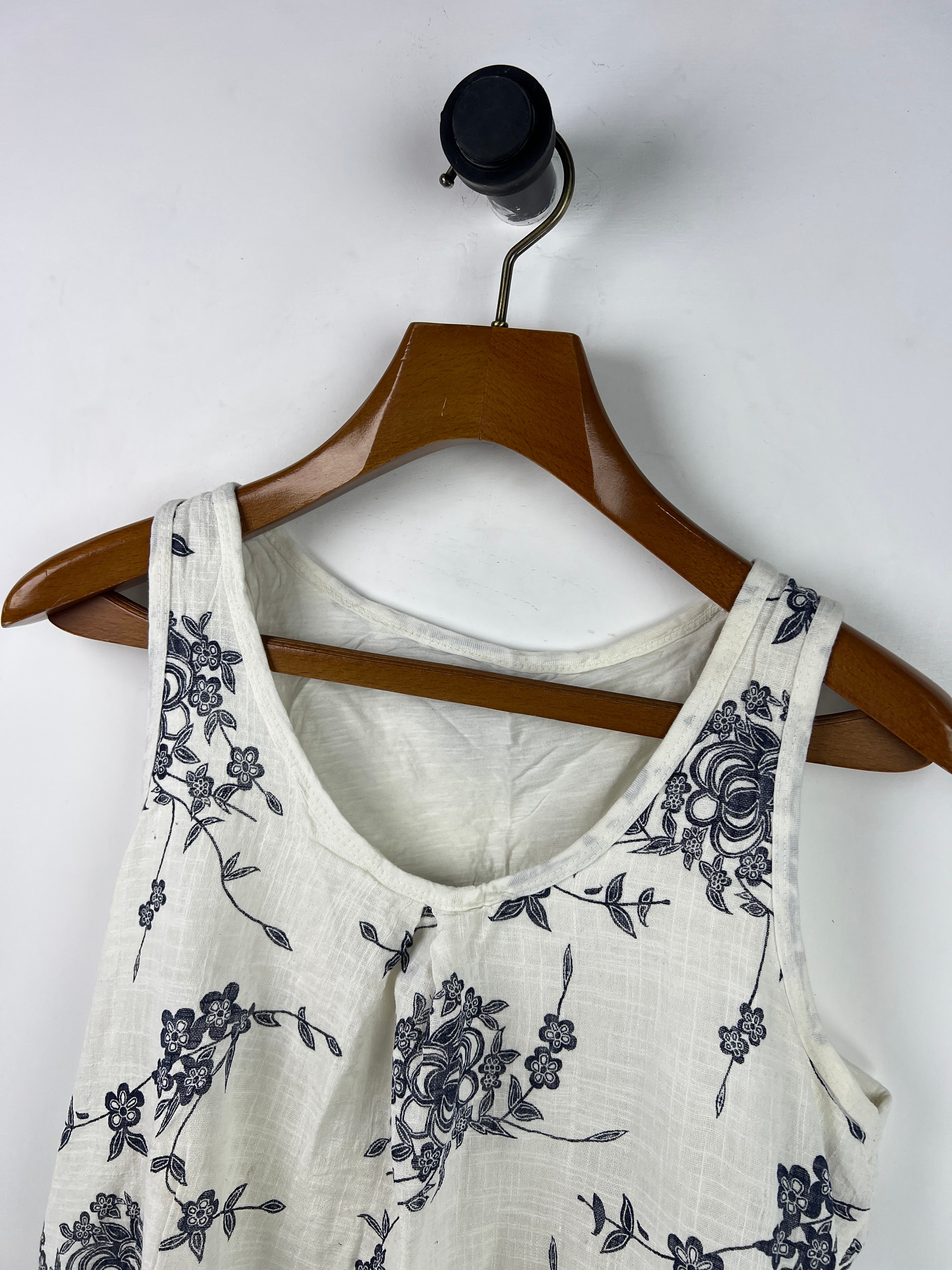 Tank Top (Women) (Medium-Large)