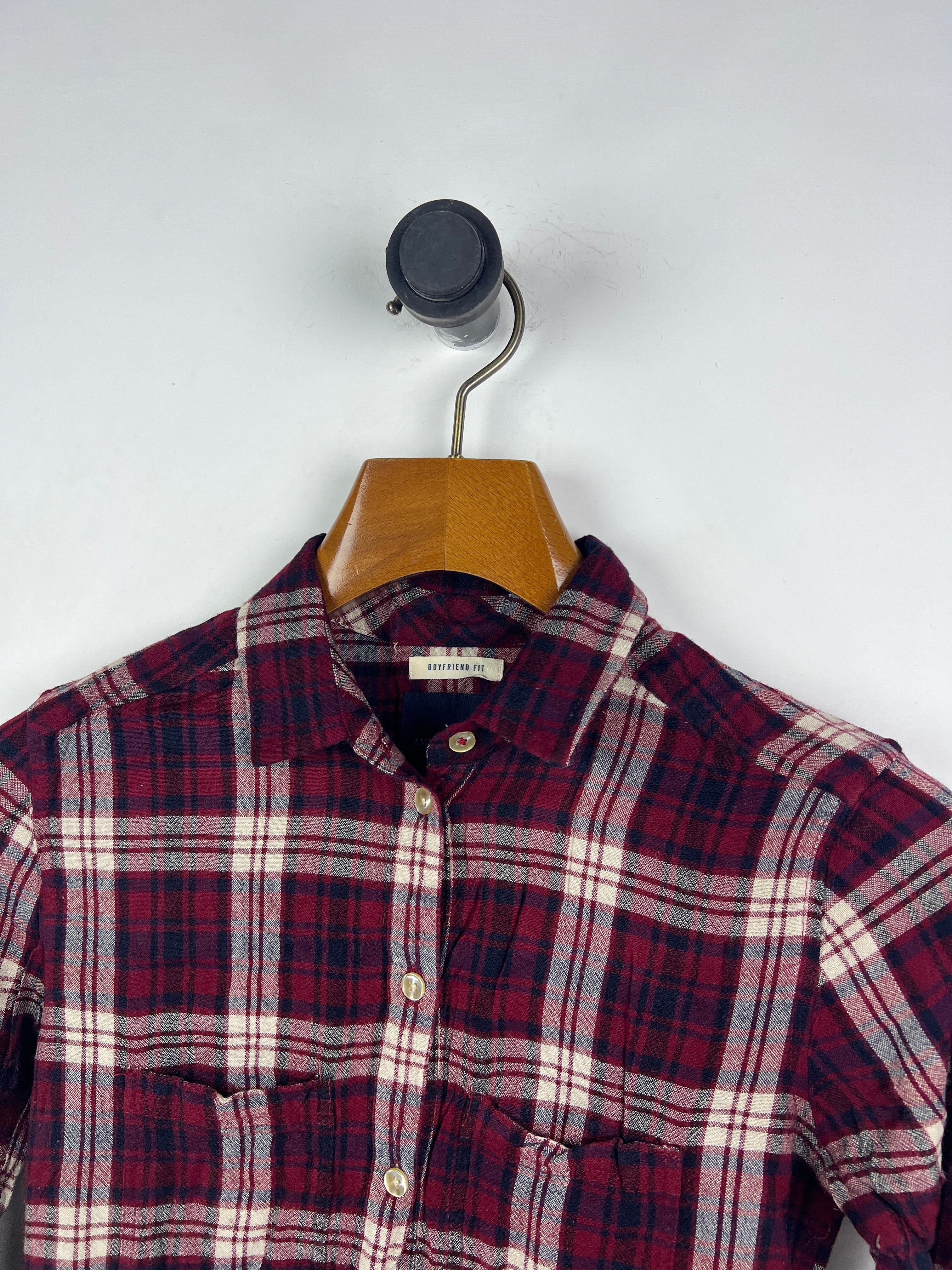 American Eagle Shirt (Women) (X-Small)