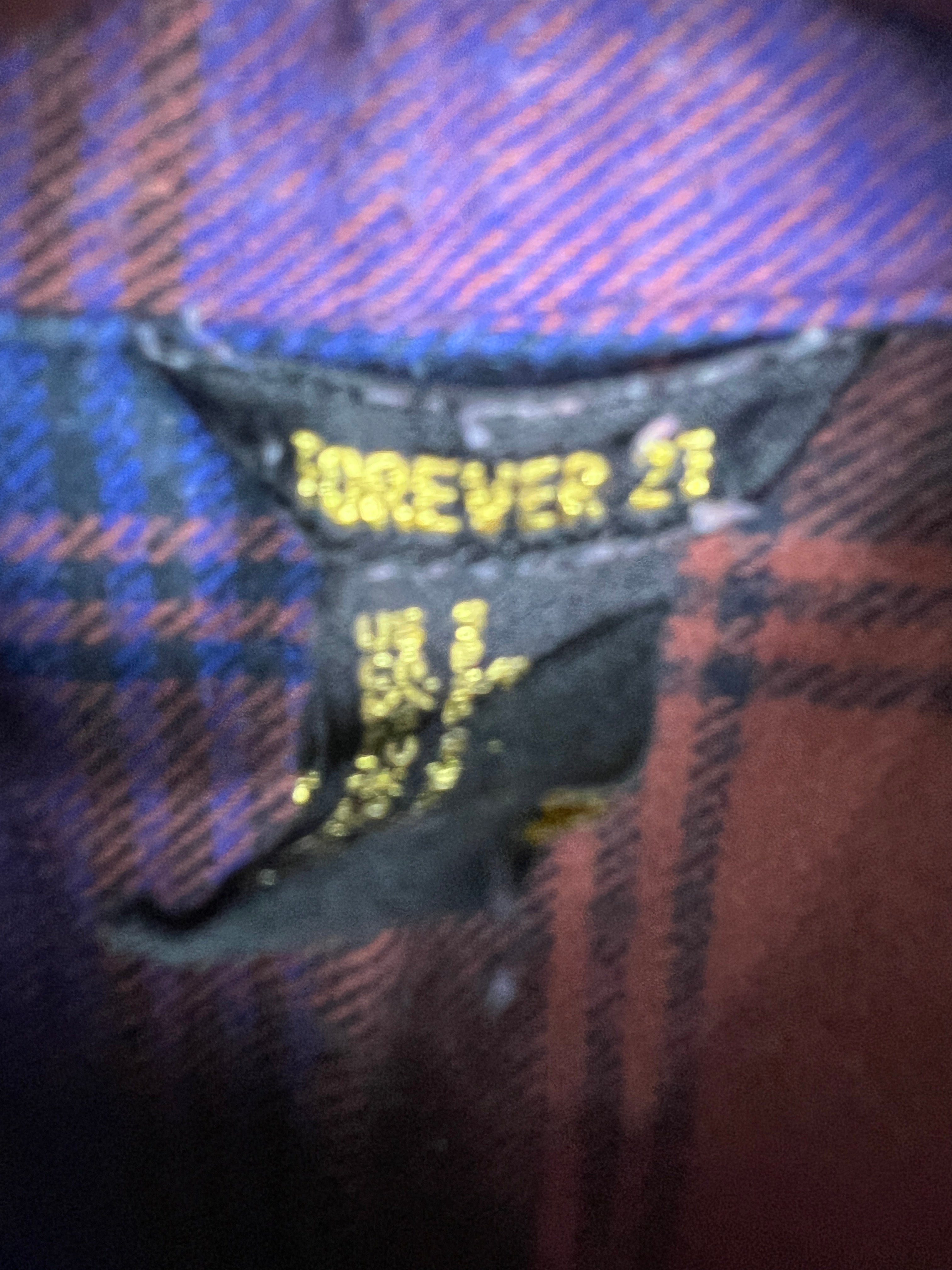 Forever 21 Shirt (Women) (Small-Medium)