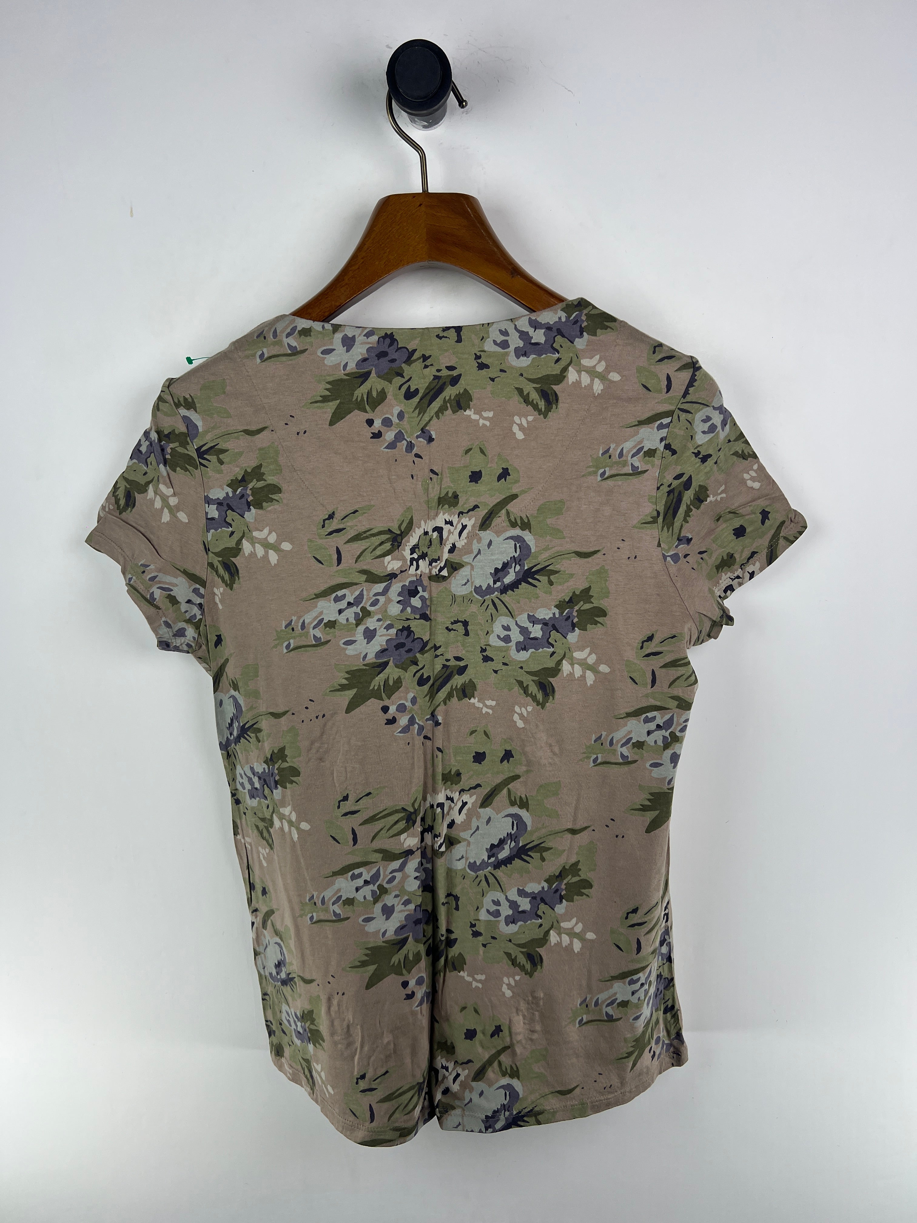 Chicos T-Shirt (Women) (Medium)
