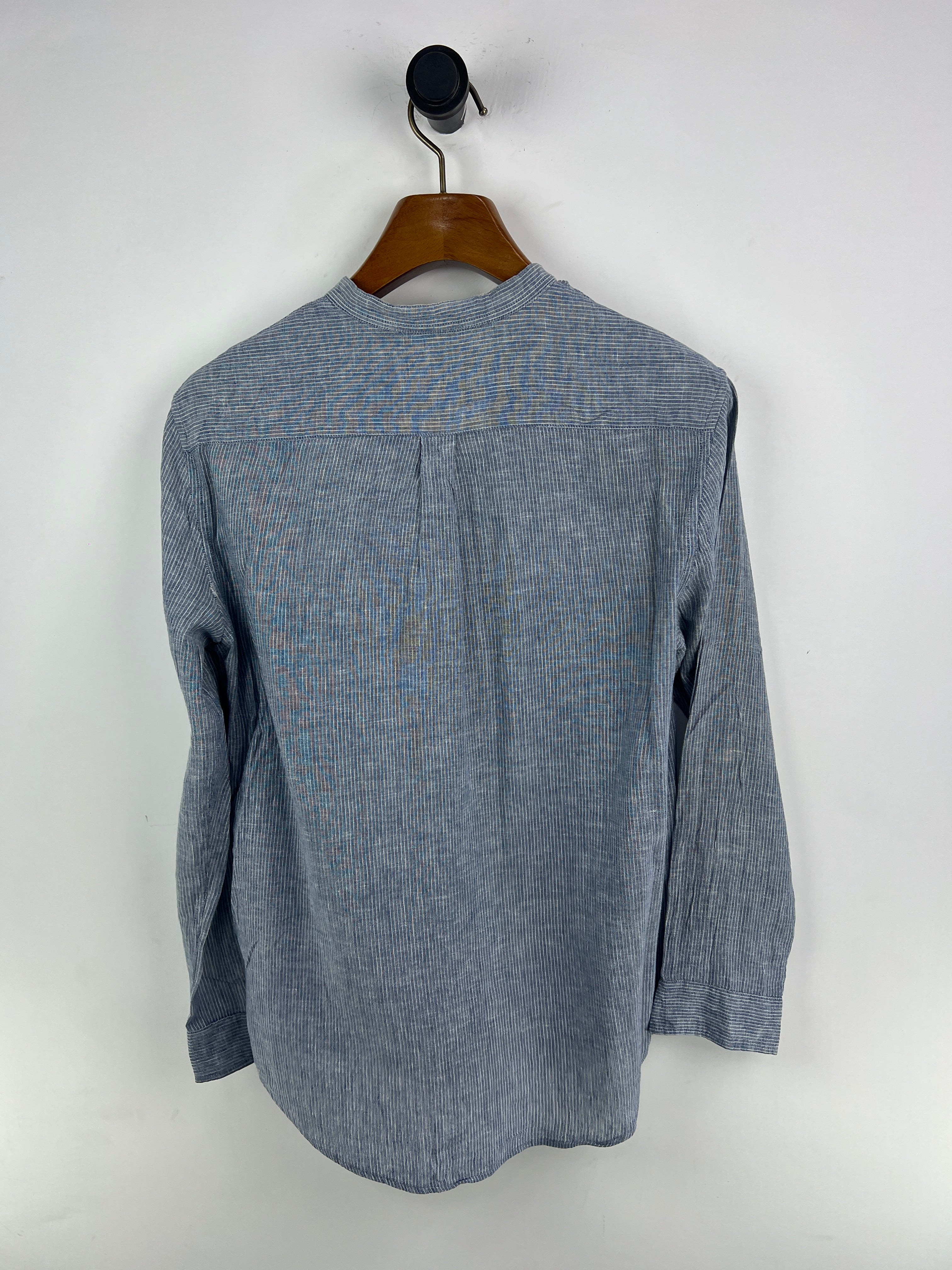 V Linen Shirt (Medium)