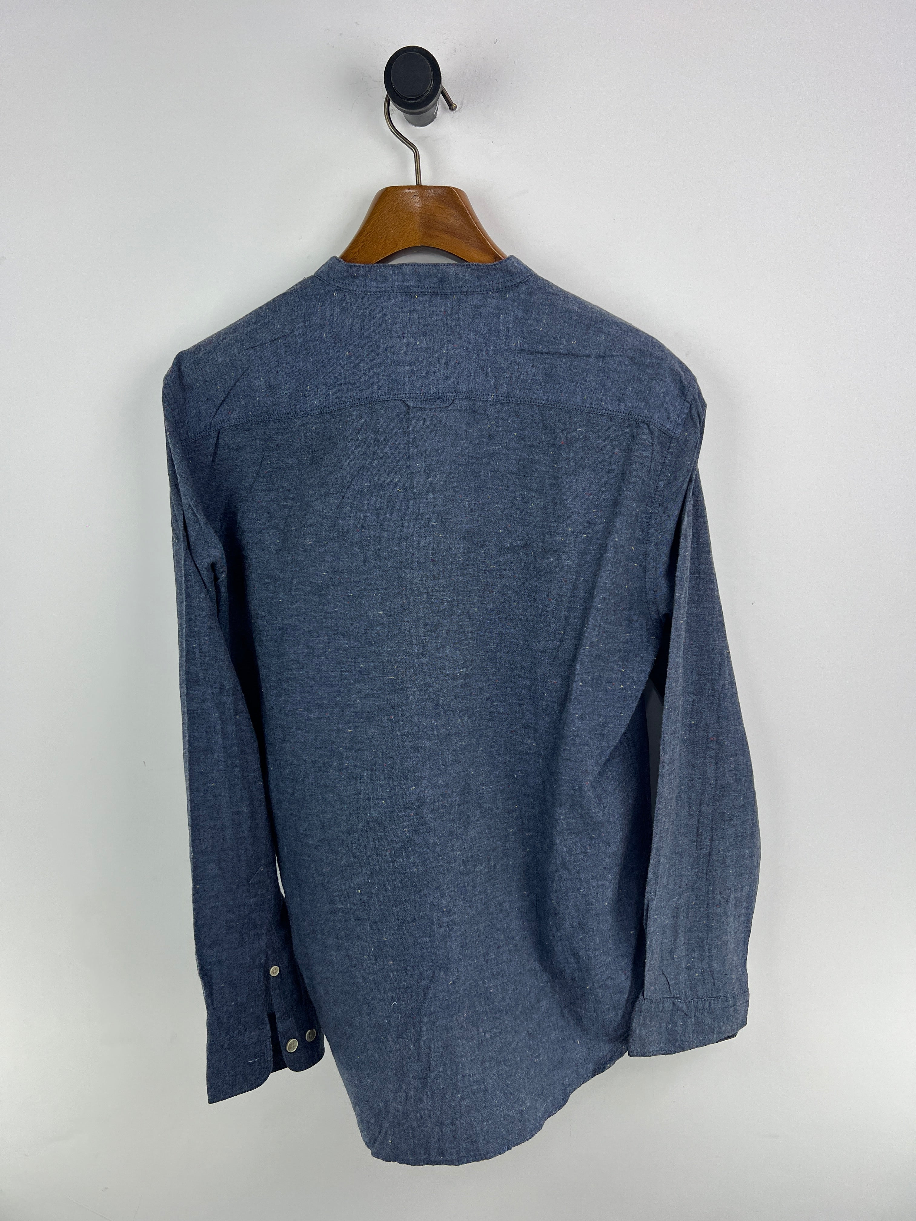 Ziozia Shirt (Medium-Large)
