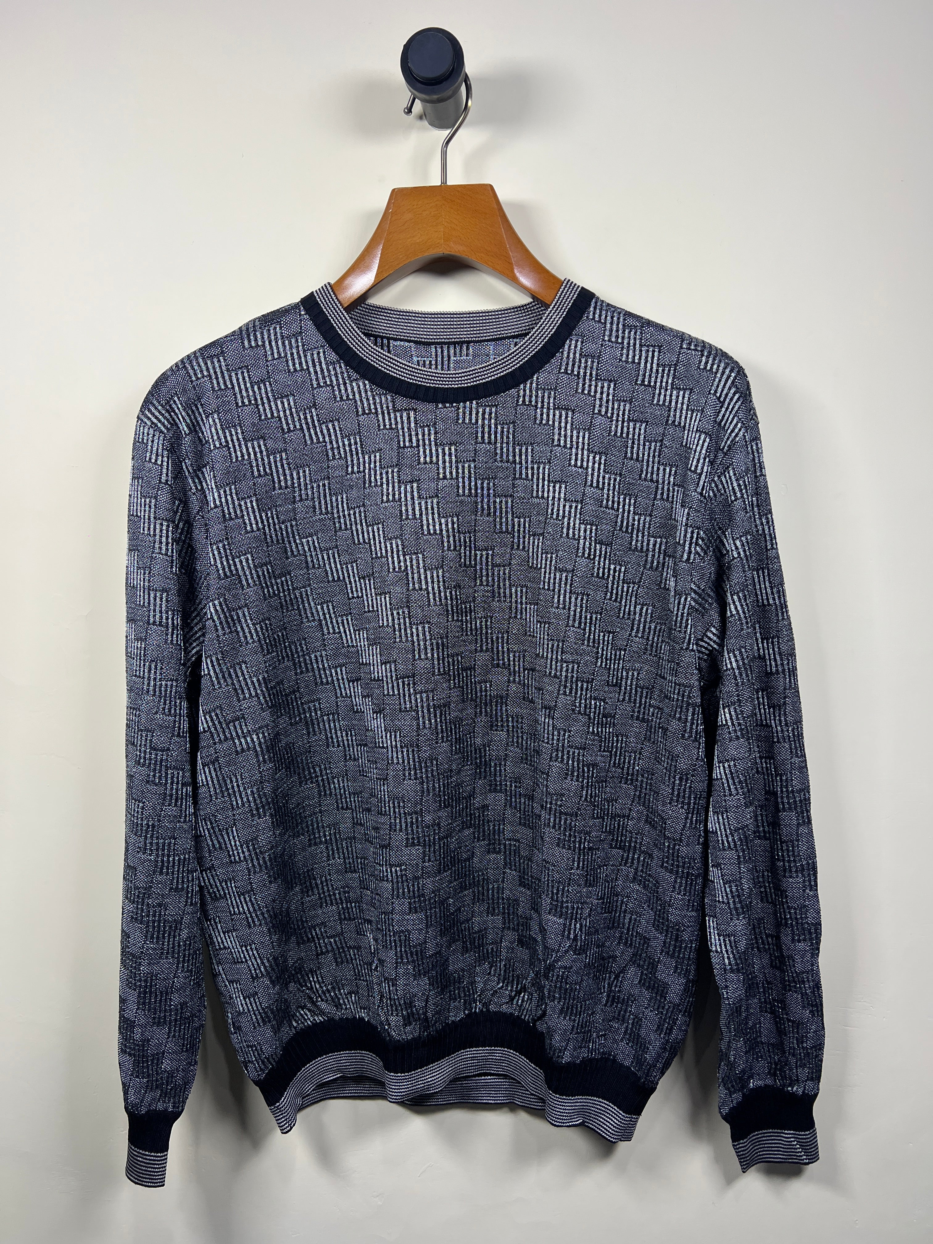 Sweater (Medium-Large)