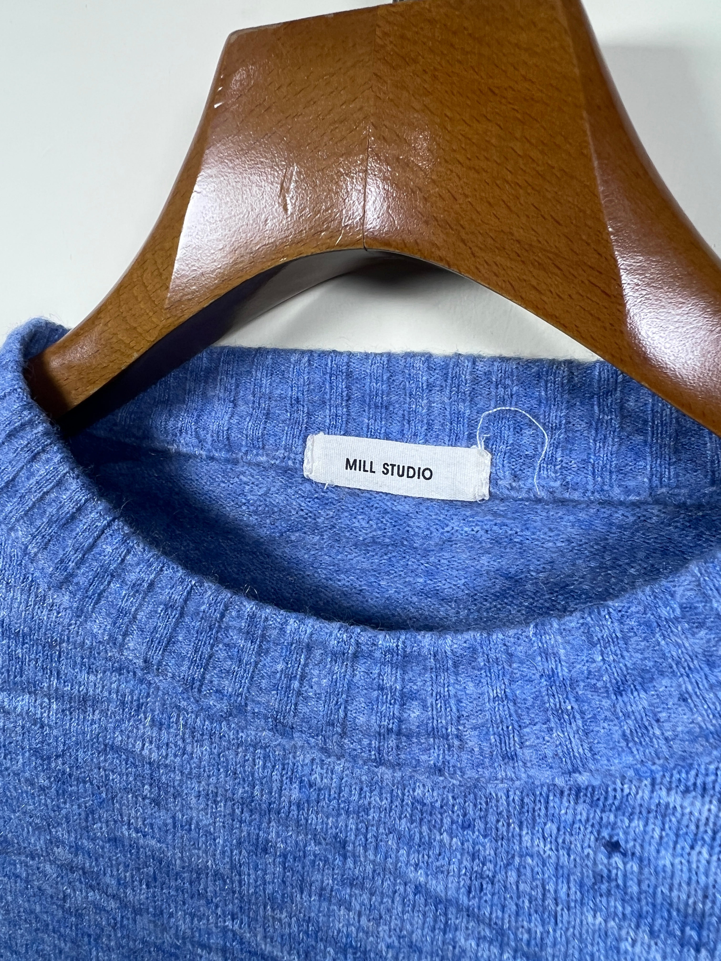 Studio Sweater (Women) (Medium-Large)