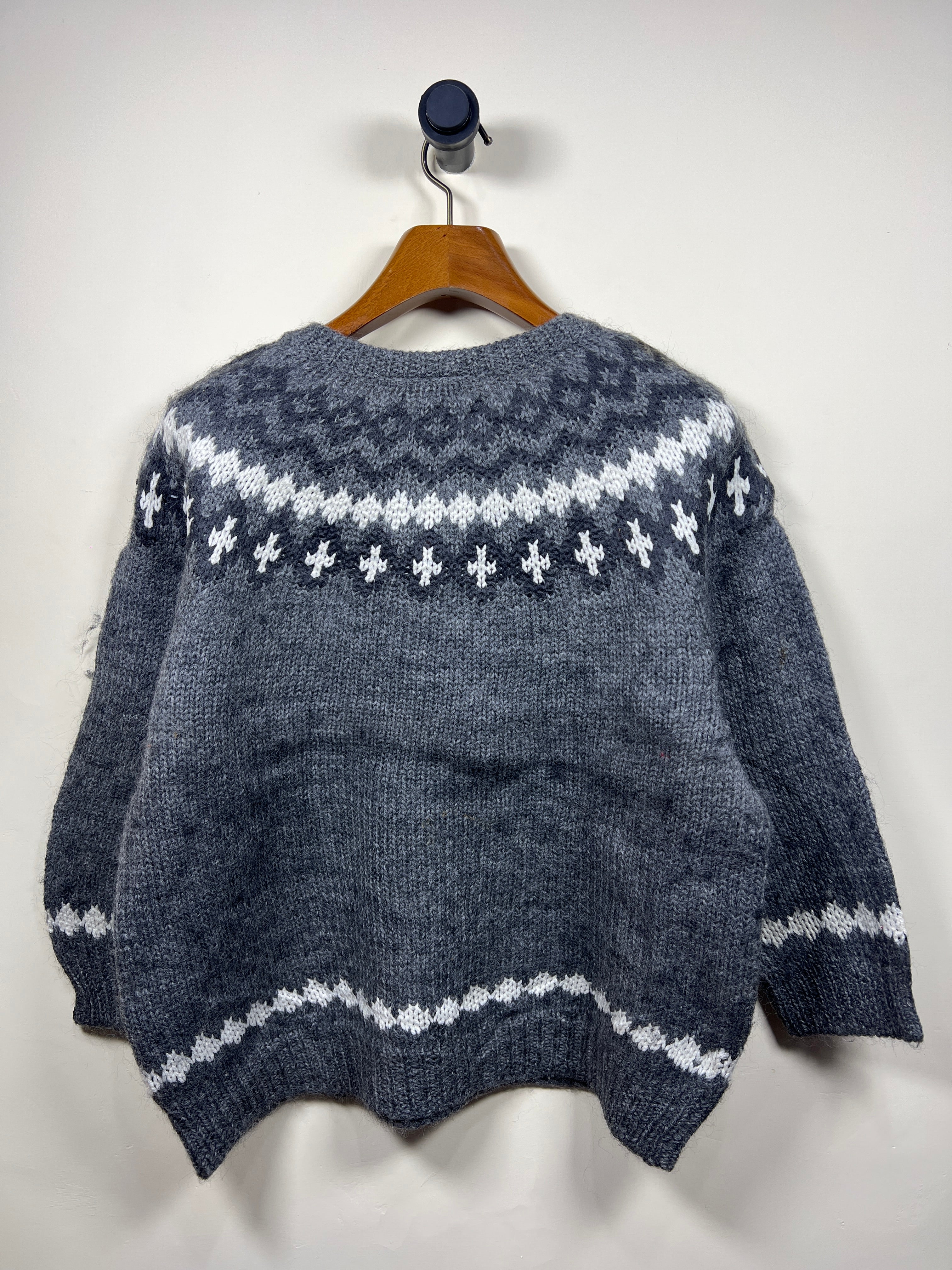 Isaac Sweater (Women) (X-Large)