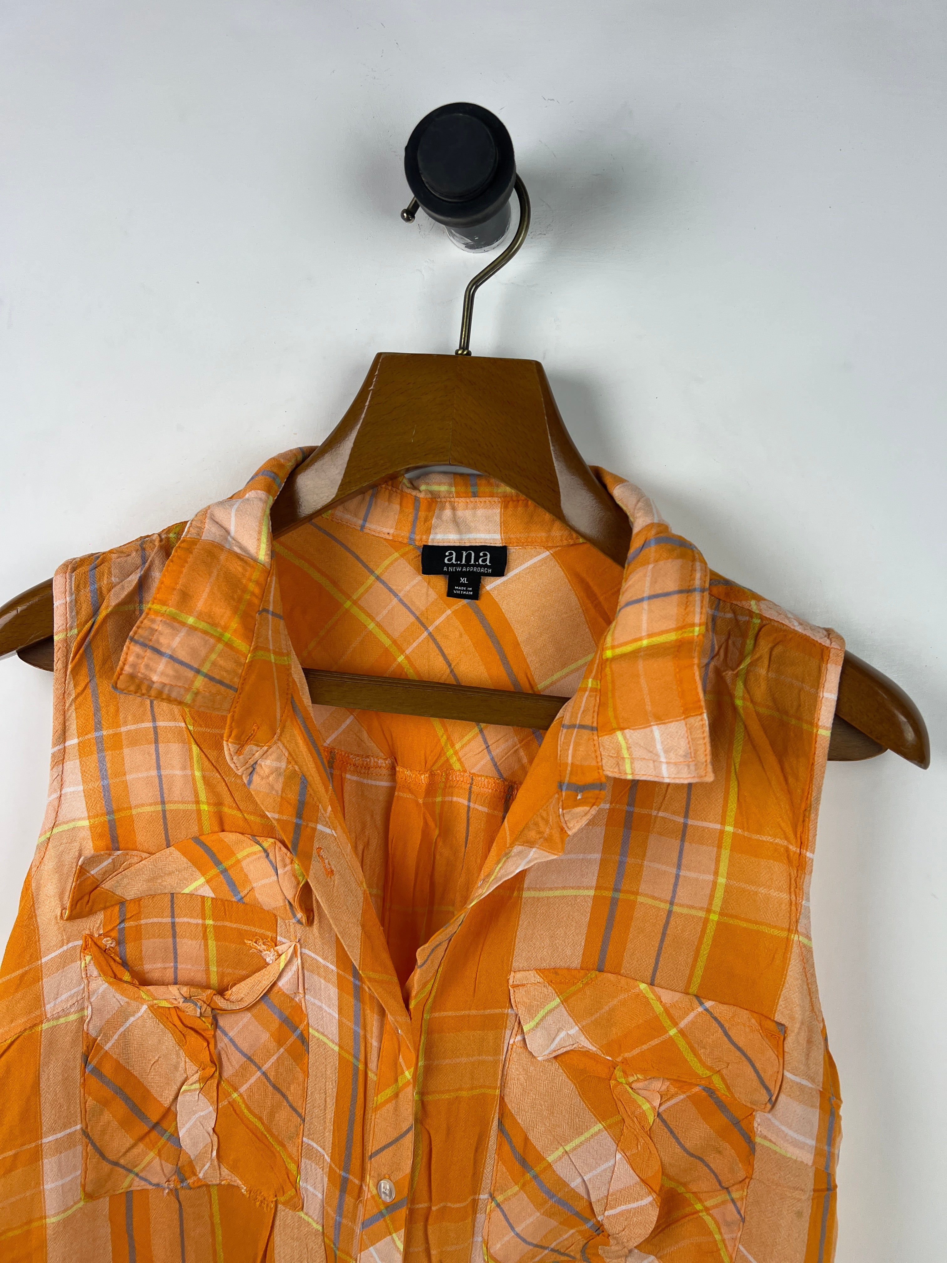 Ana Blouse (Women) (Medium-Large)