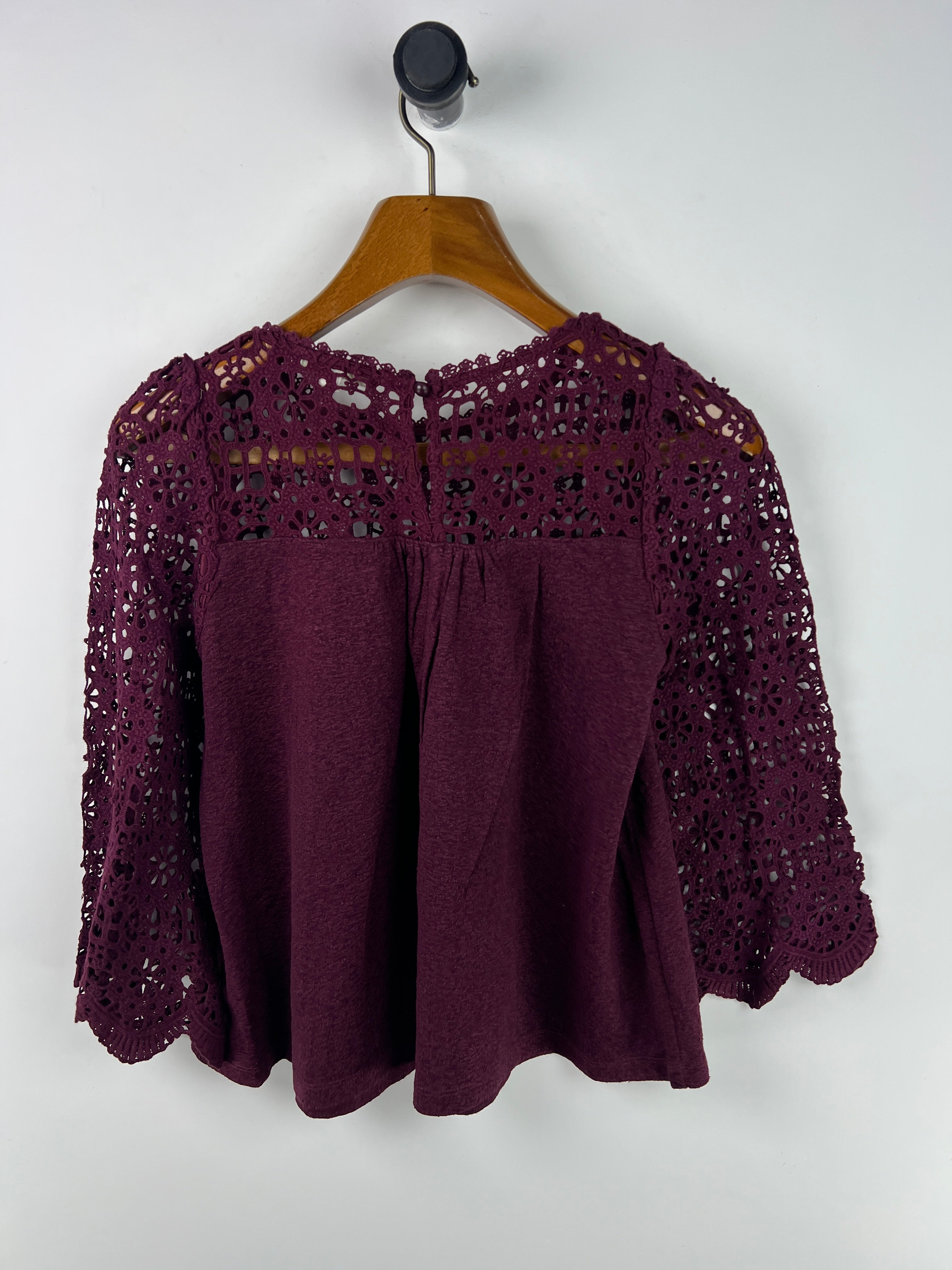 Blouse (Women) (Medium-Large)