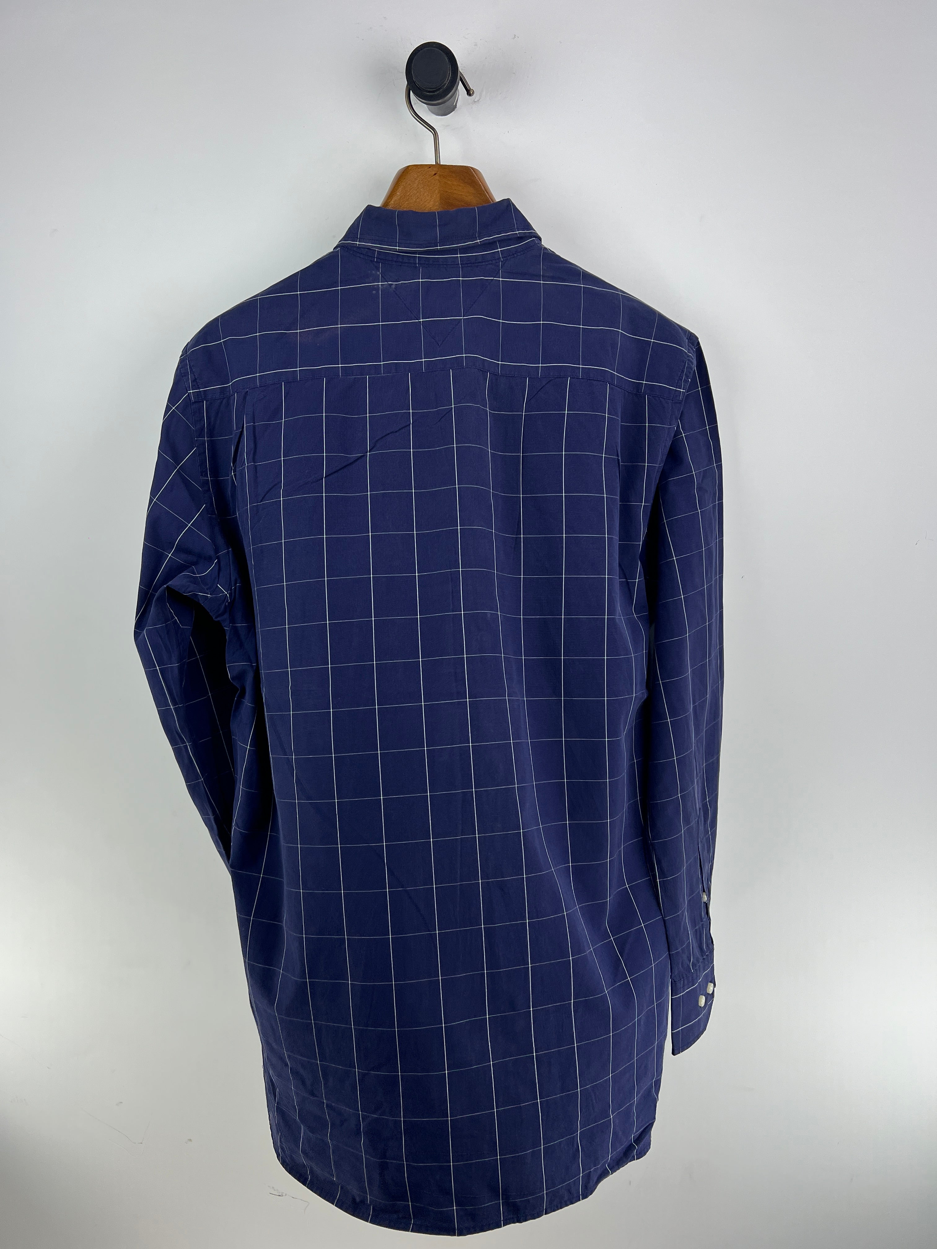 Tommy Hilfiger Shirt (Large)