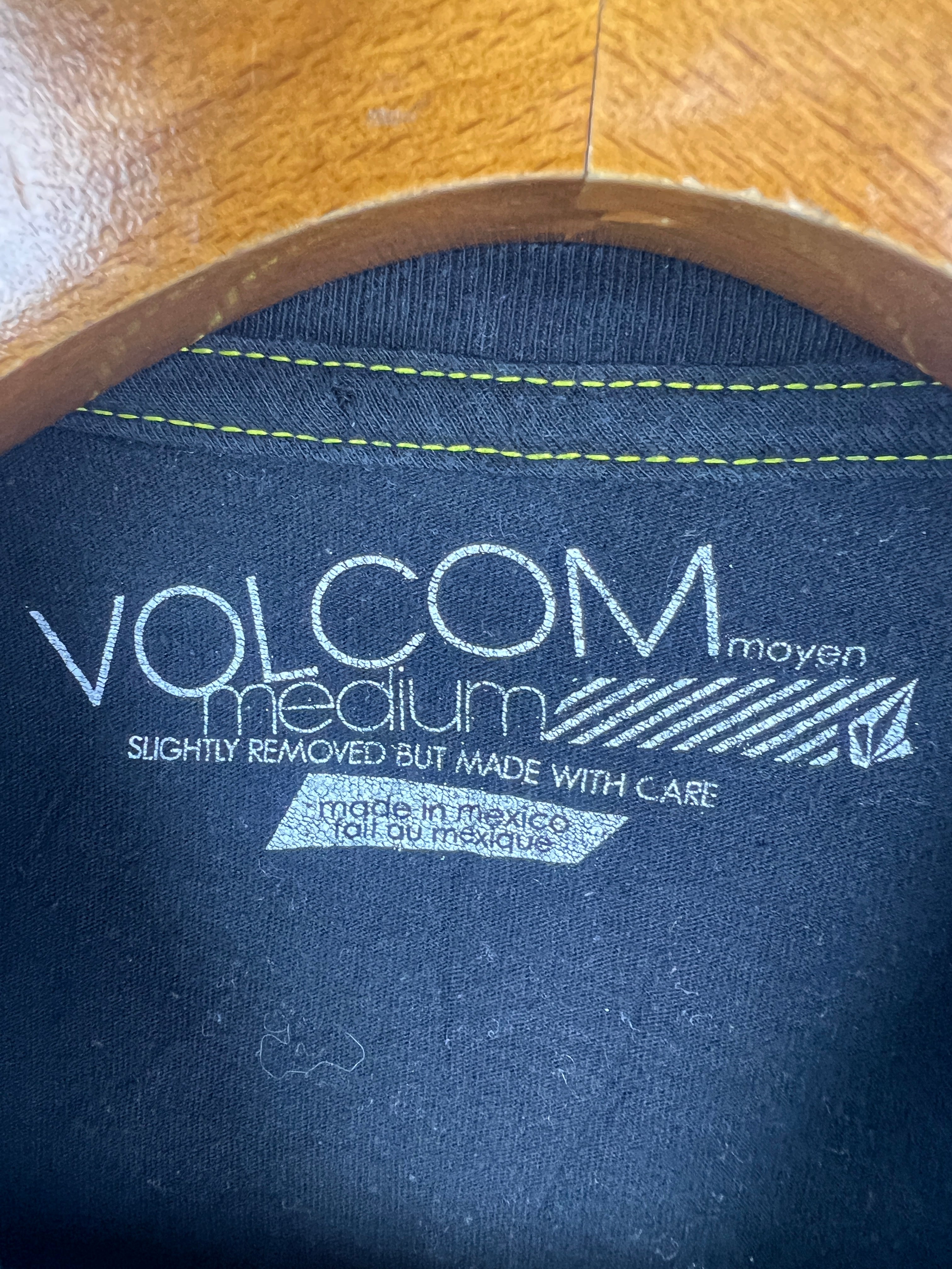 Volcom T-Shirt (Women) (Small)