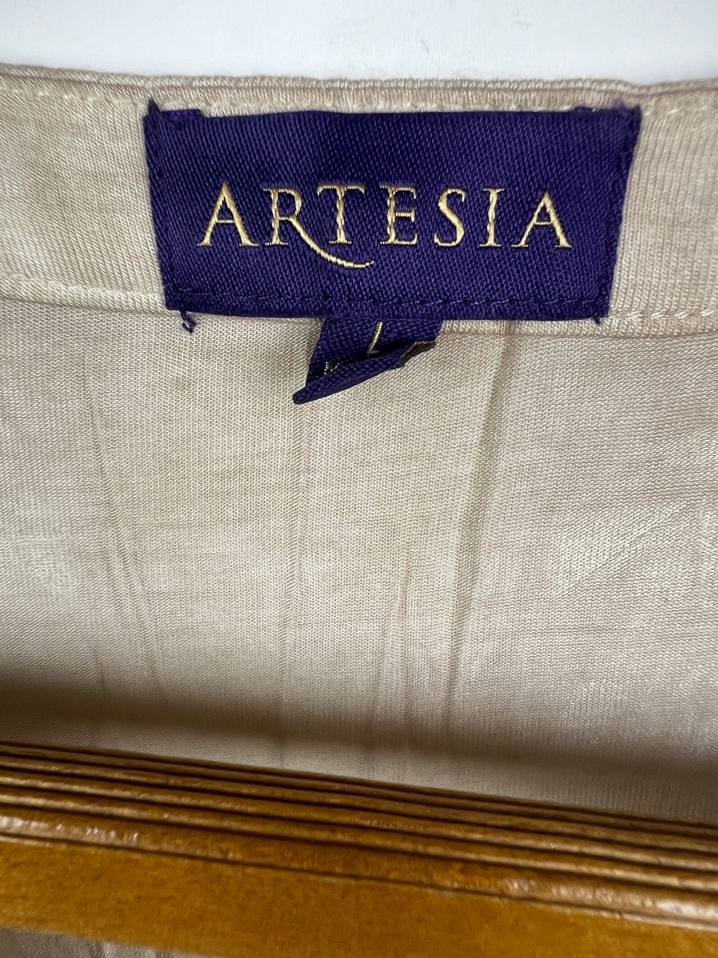 Artesia Blouse (Women) (Medium-Large)