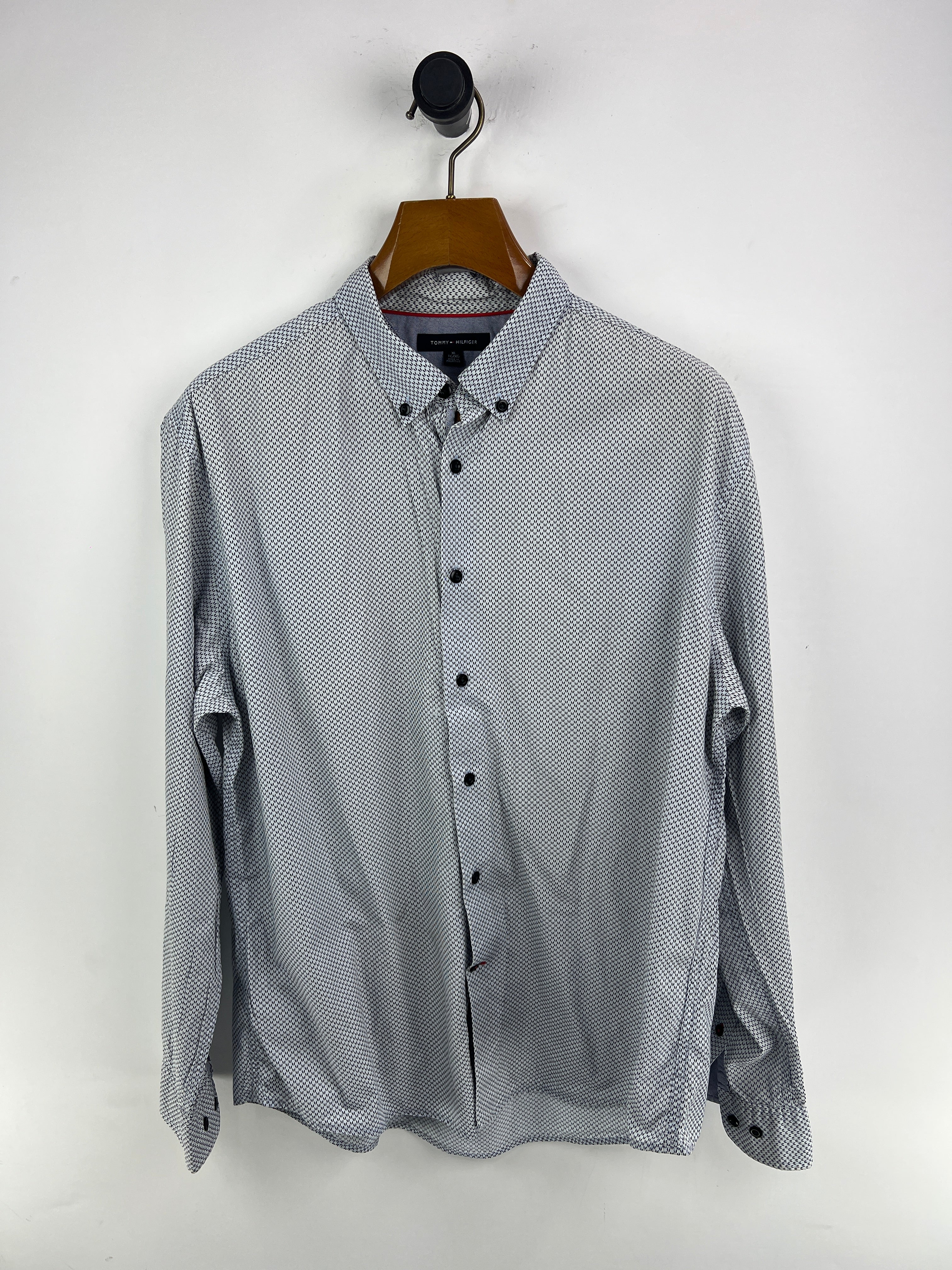 Tommy Hilfiger Shirt (X-Large)