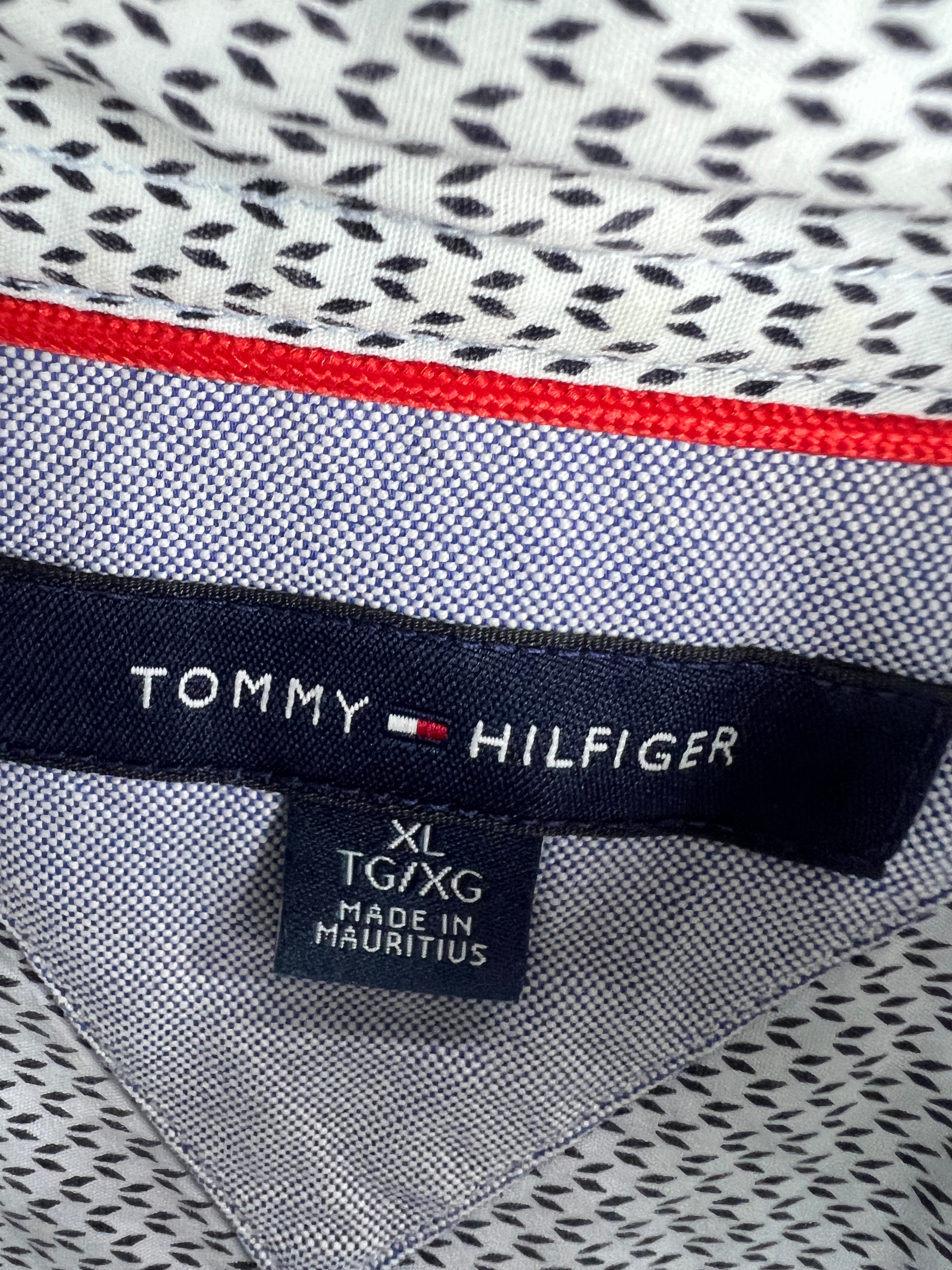 Tommy Hilfiger Shirt (X-Large)