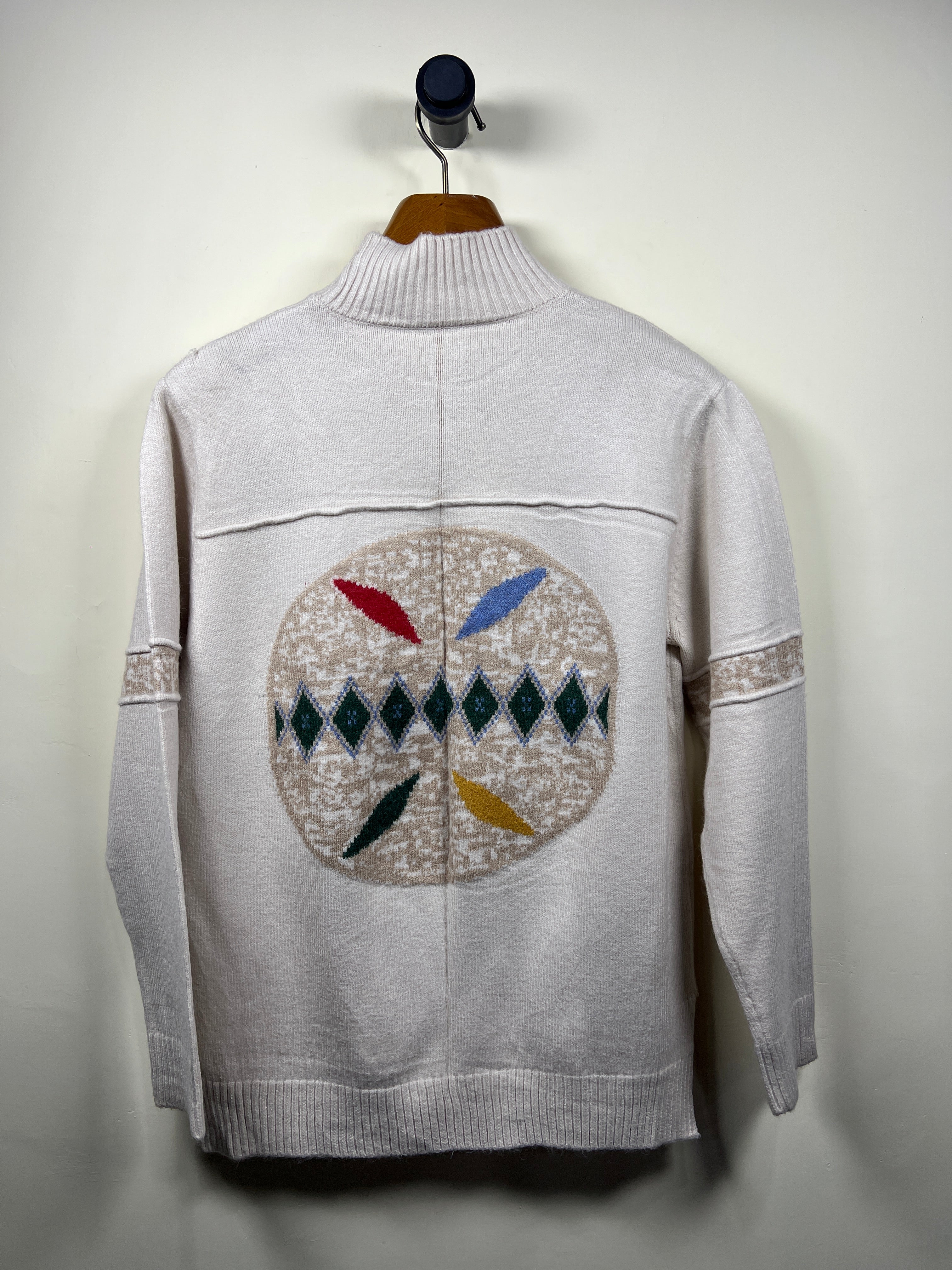 Turltle Neck Sweater (Women) (Medium)