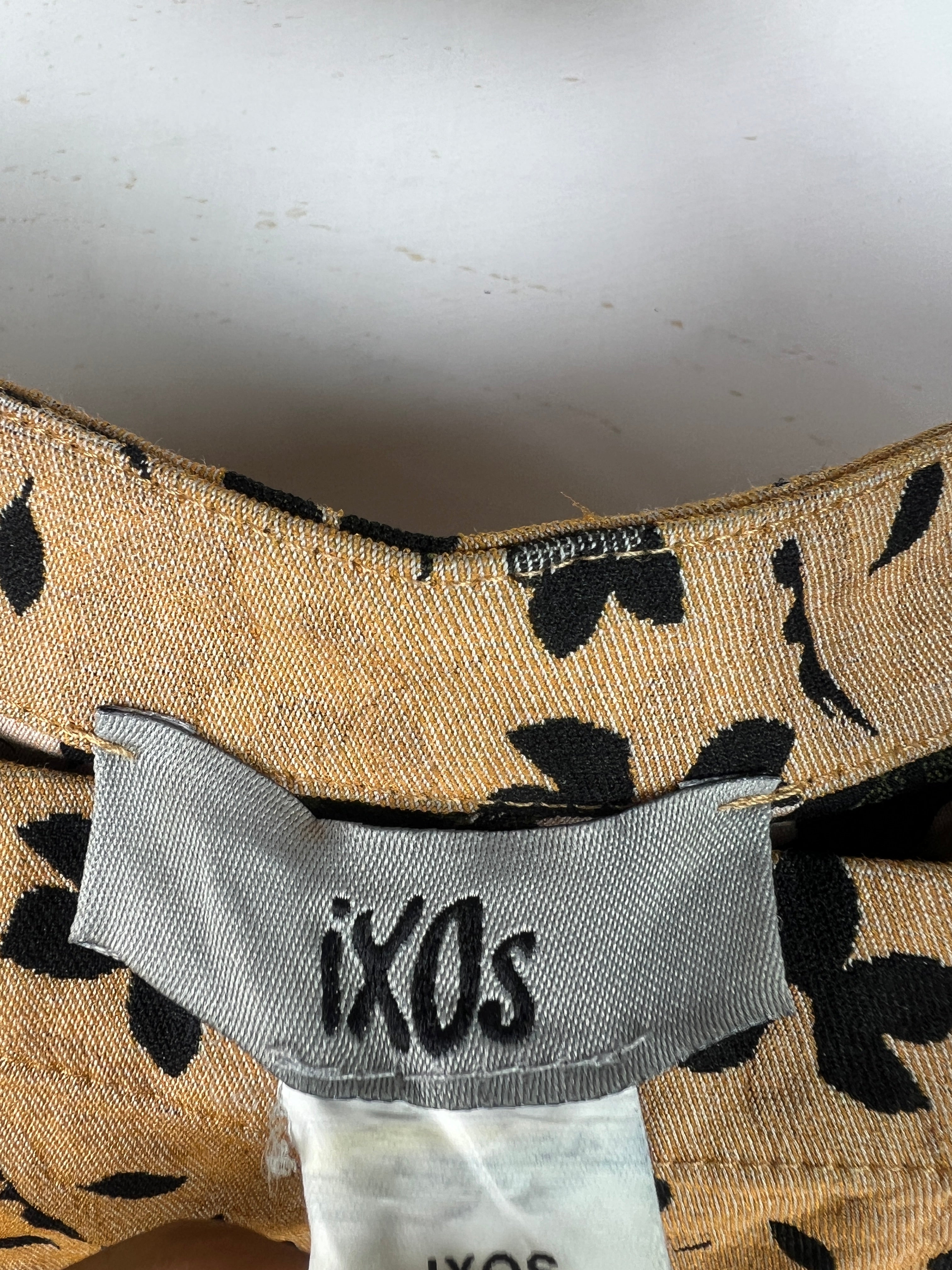 Ixos Blouse (Women) (Small-Medium)