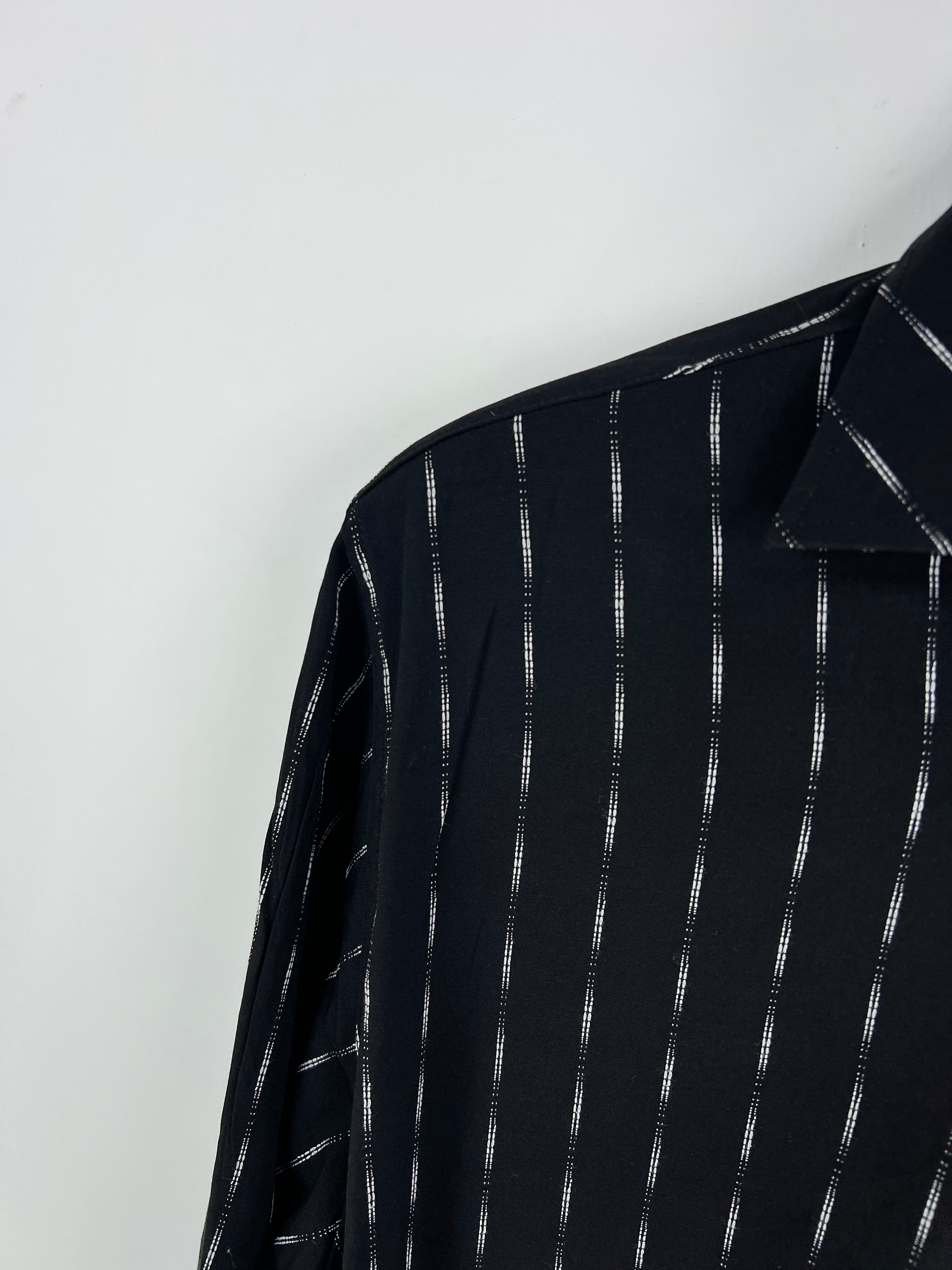 Vogue Shirt (Medium-Large)