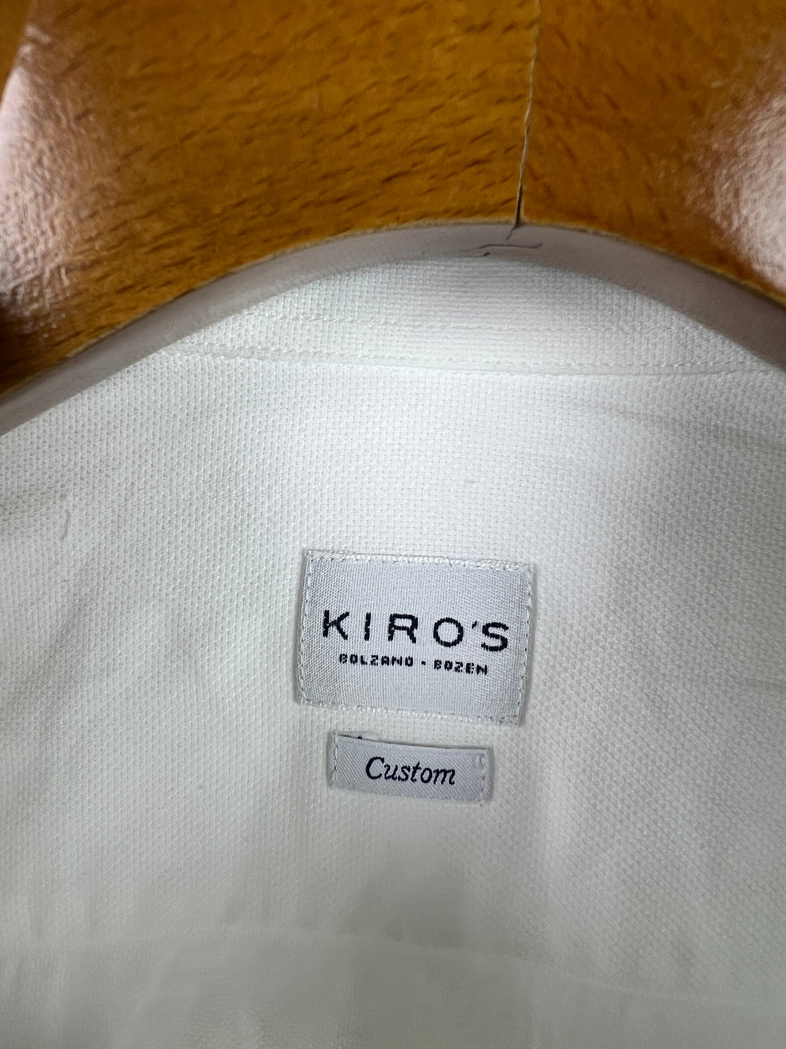 Kiros Shirt (Medium)