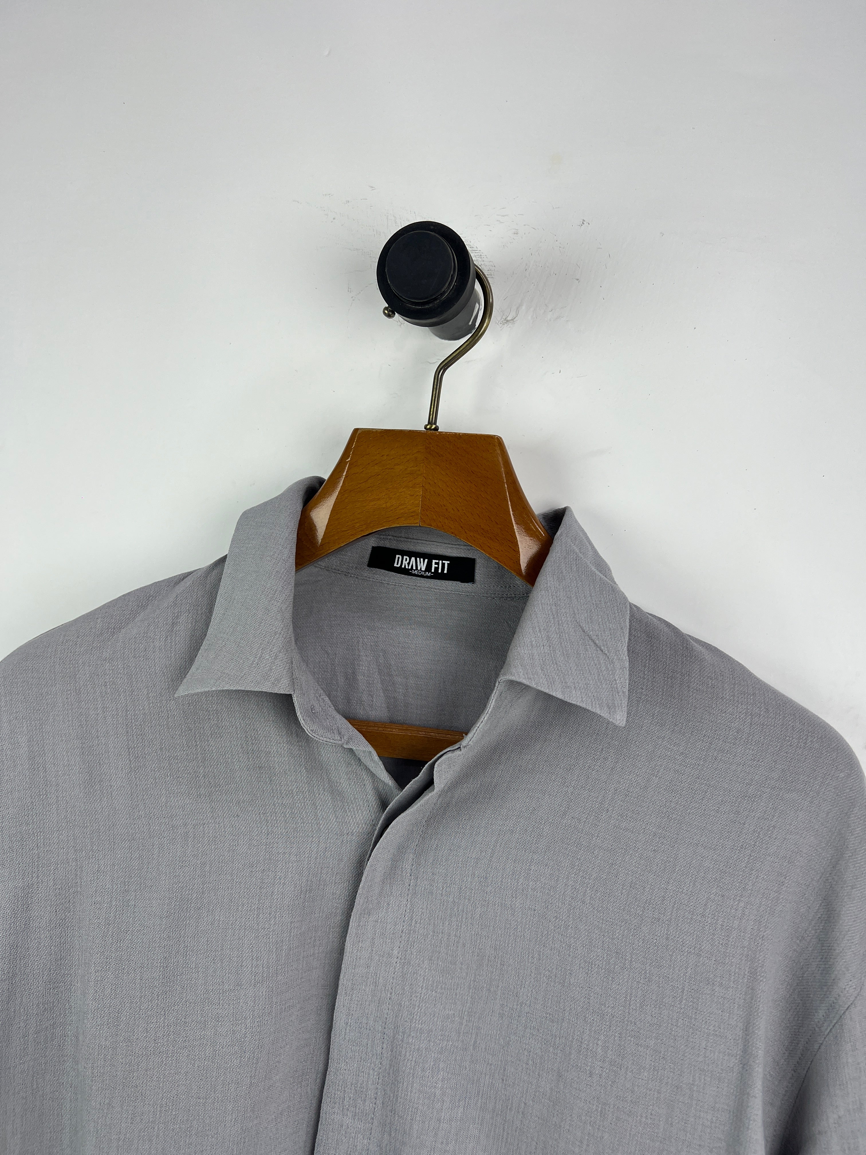 Draw Linen Shirt (Medium-Large)