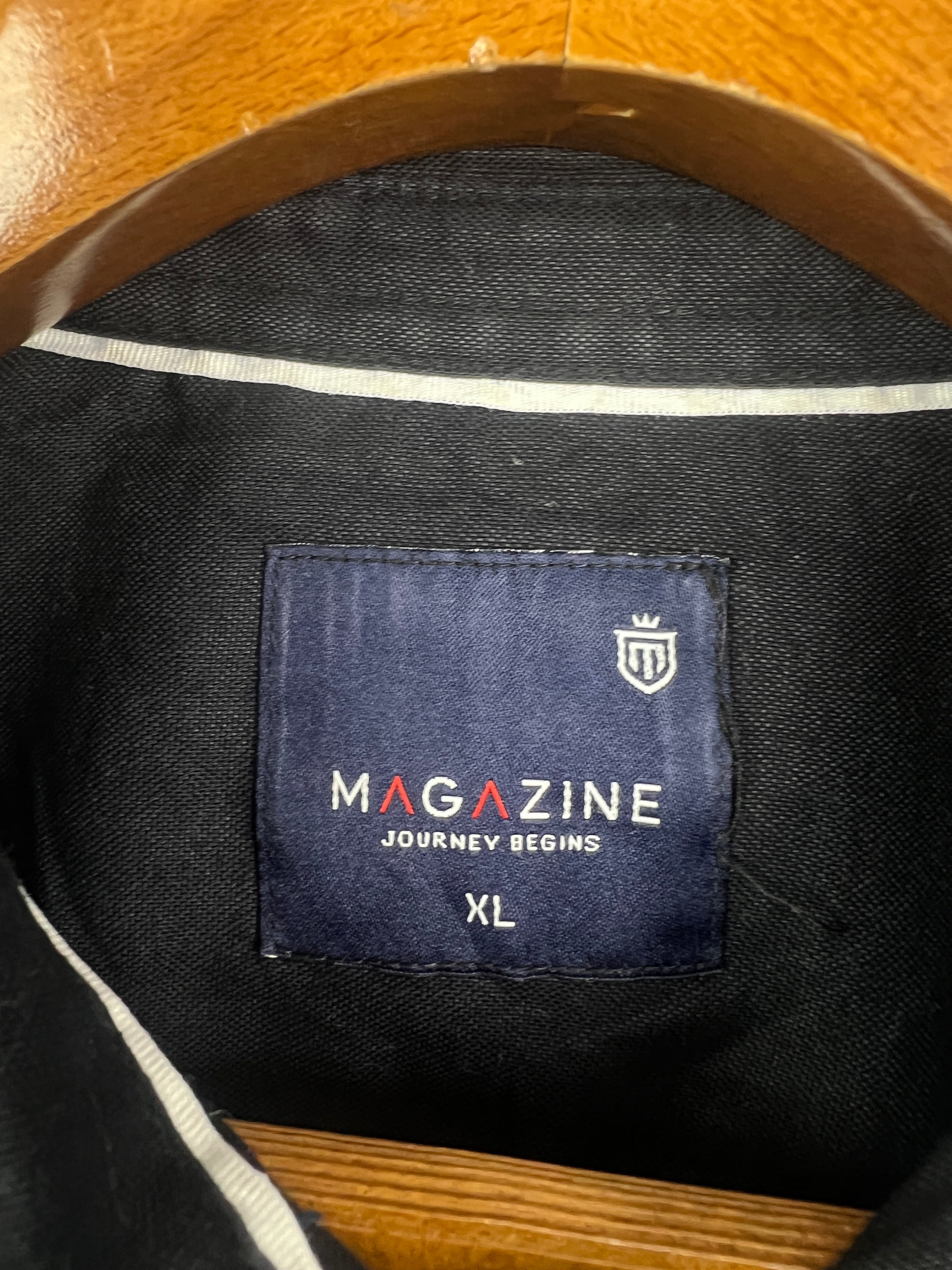 Magazine Linen Shirt (Small)
