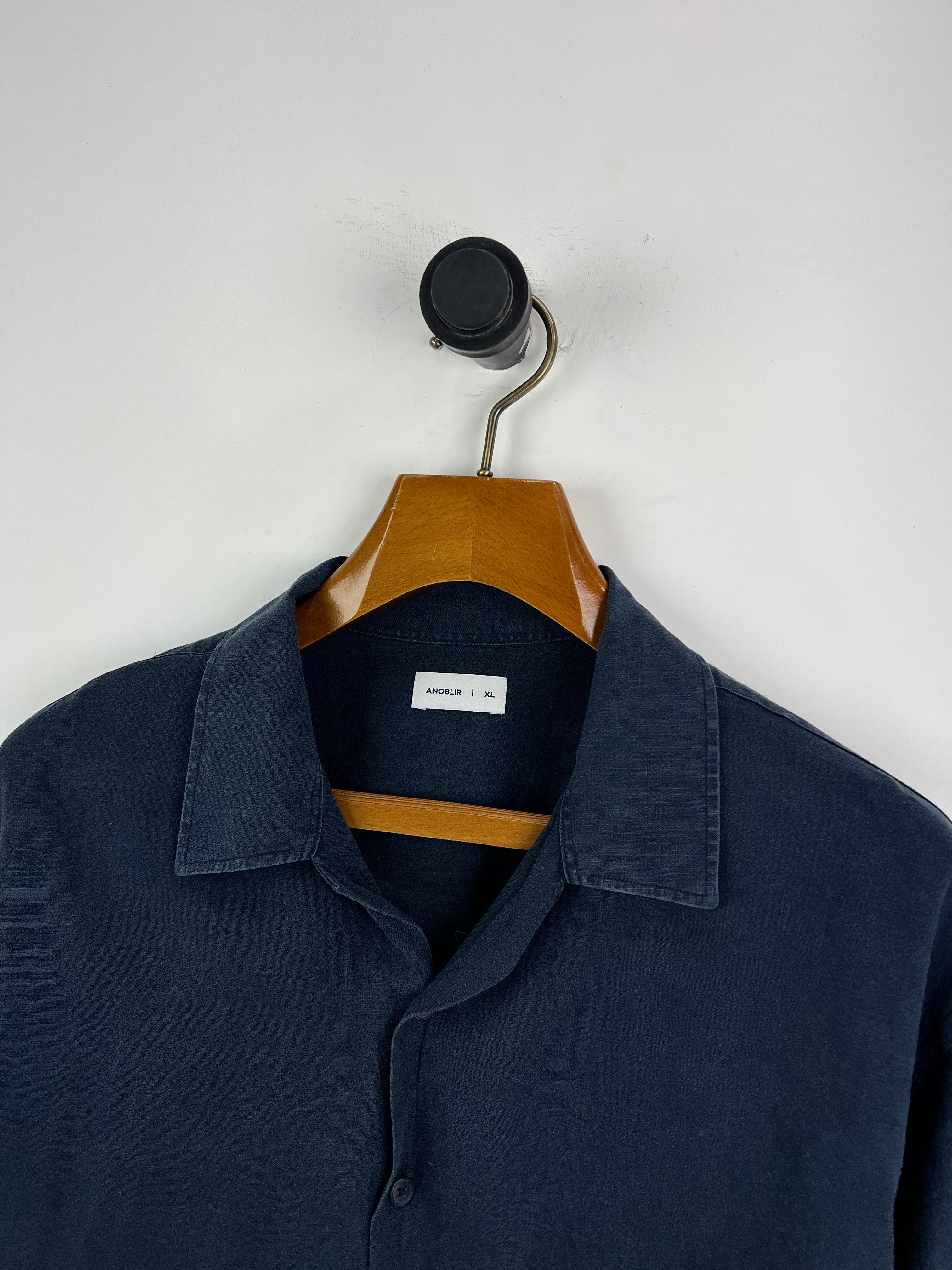 Anoblir Linen Shirt (X-Large)
