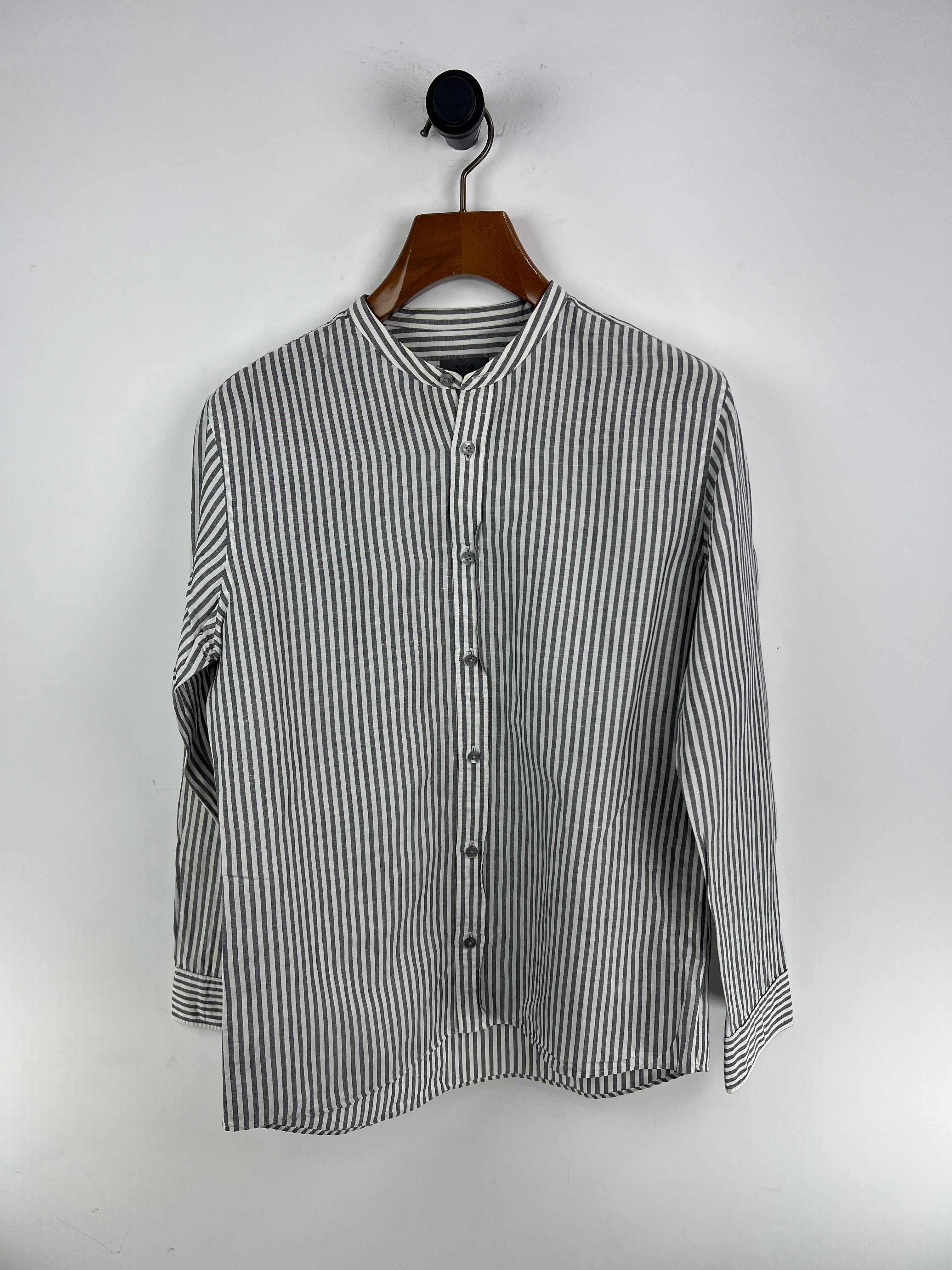 Sieg Linen Shirt (Medium)