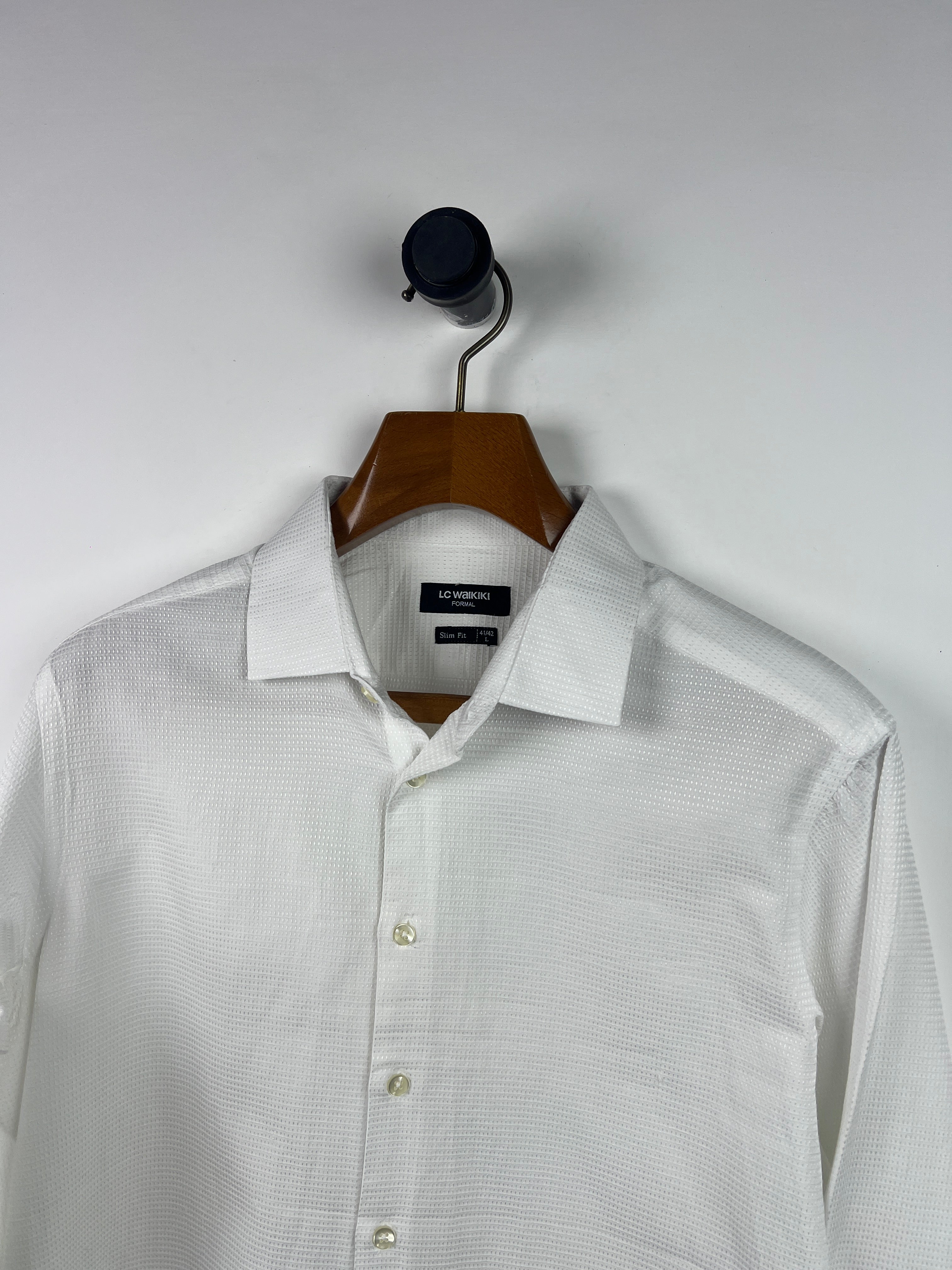 LC Shirt (Medium-Large)