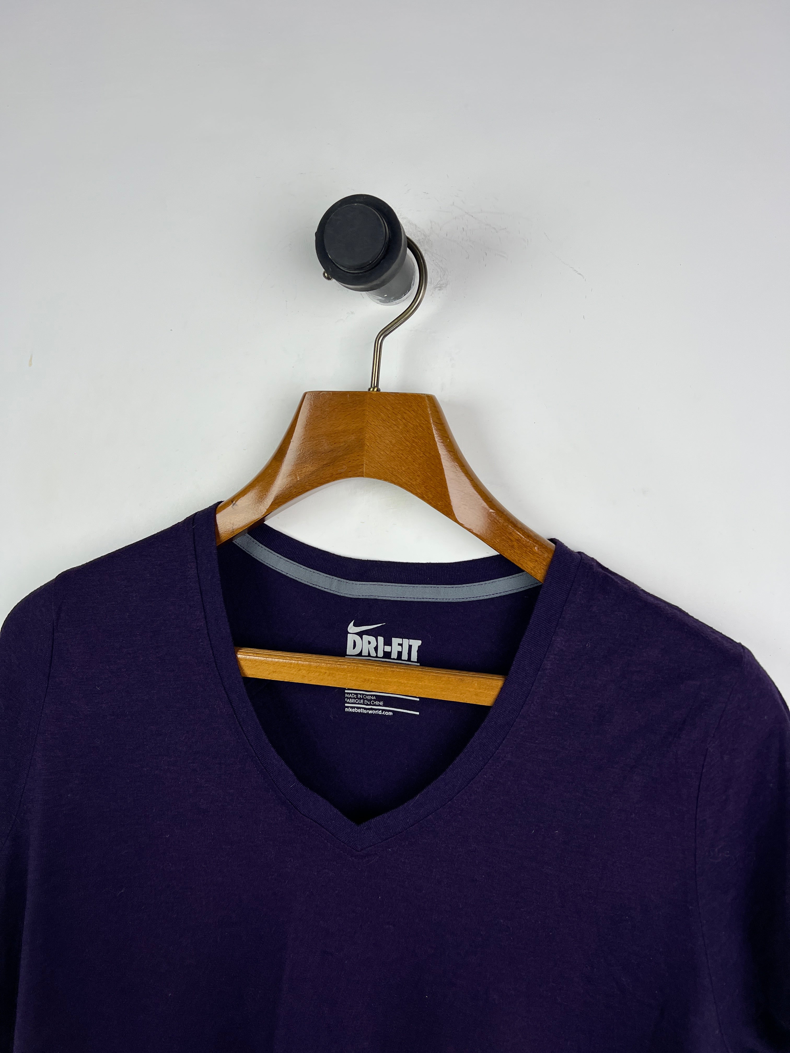 Nike T-Shirt (Women) (Medium-Large)