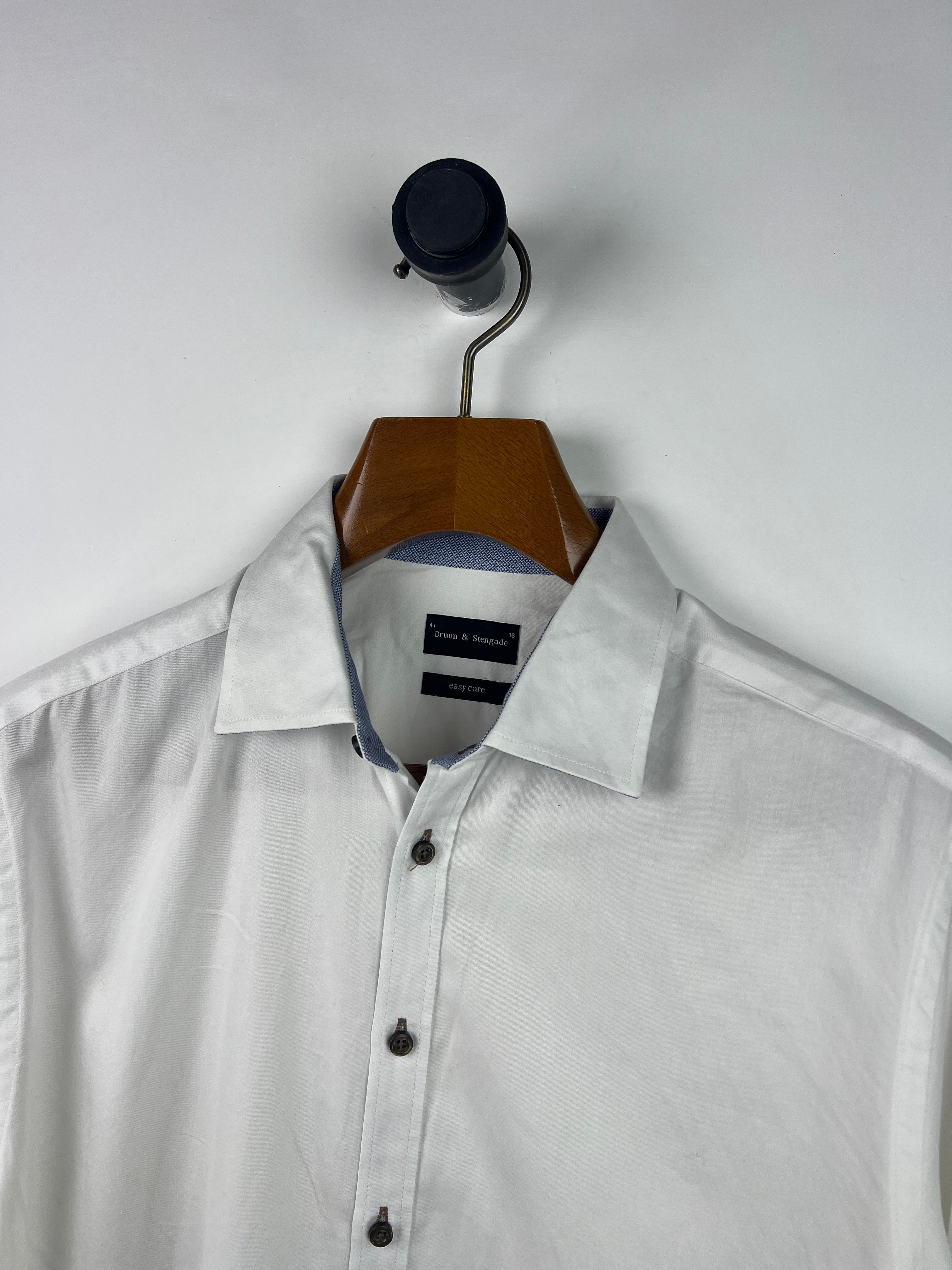 Bruun Shirt (Medium-Large)