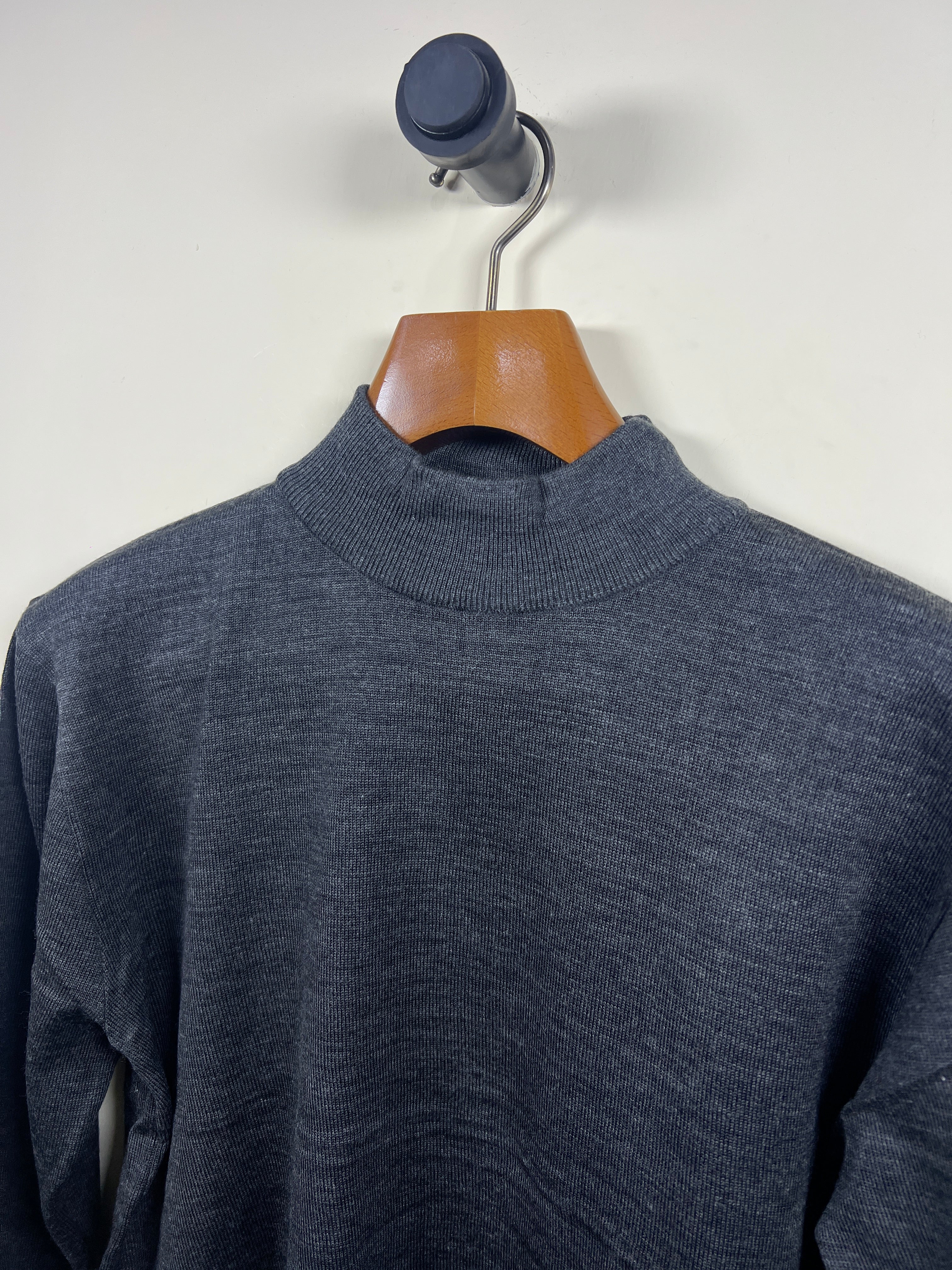 Mock Neck Sweater (Small-Medium)