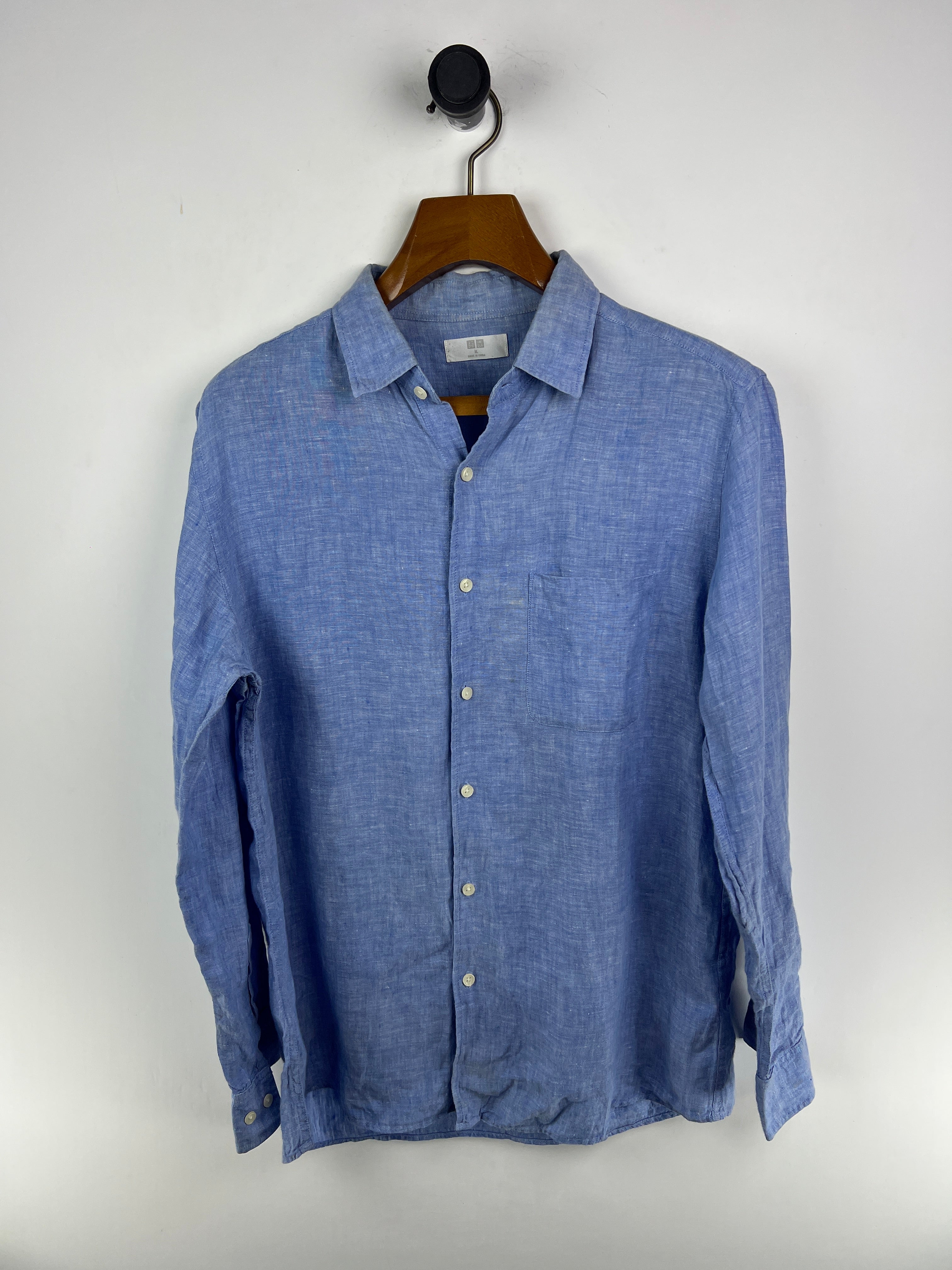 Uniqlo Linen Shirt (Medium-Large)