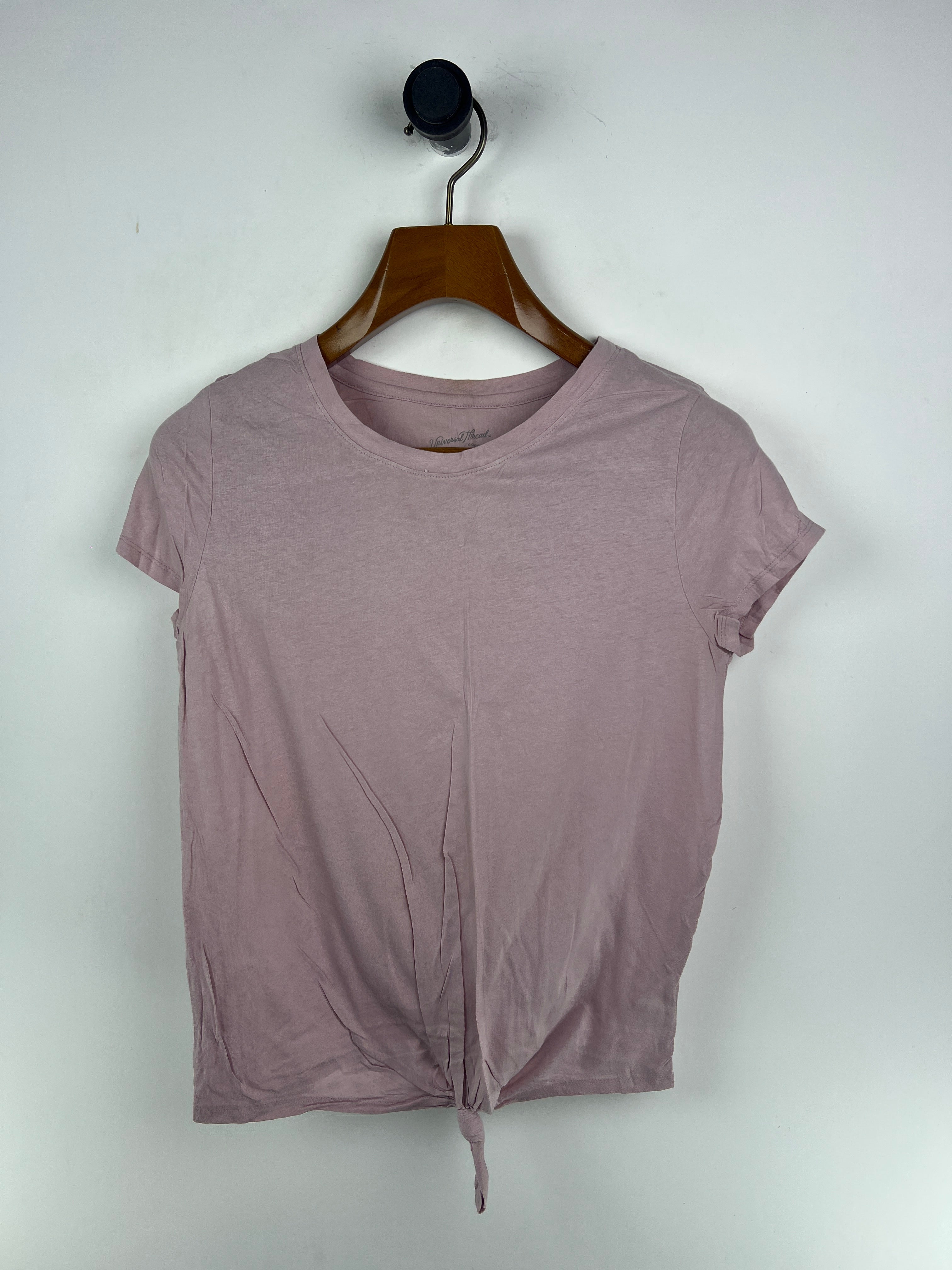 Universal Threads T-Shirt (Women) (Small)