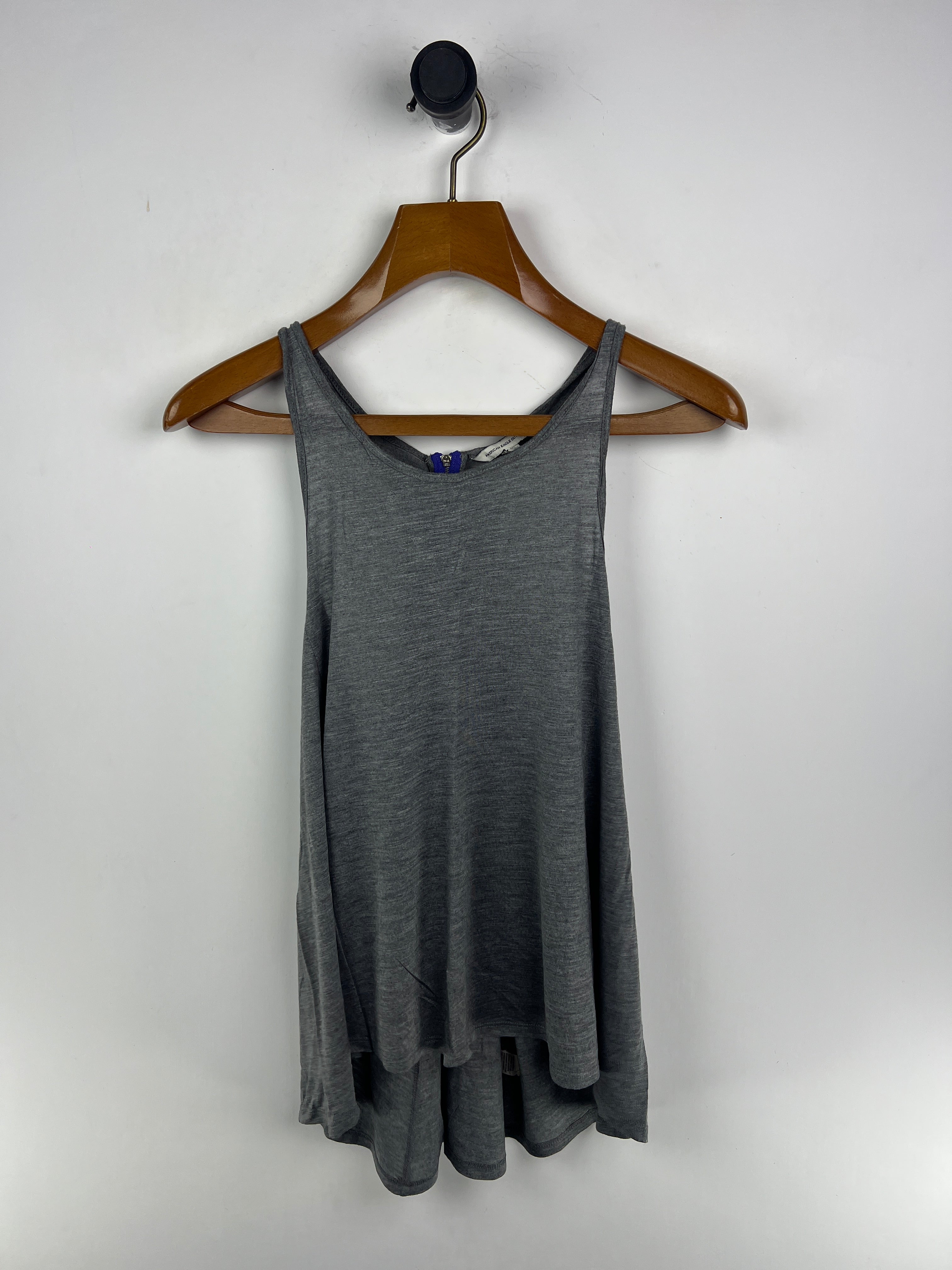 American Eagle Tank Top (Women) (Medium)