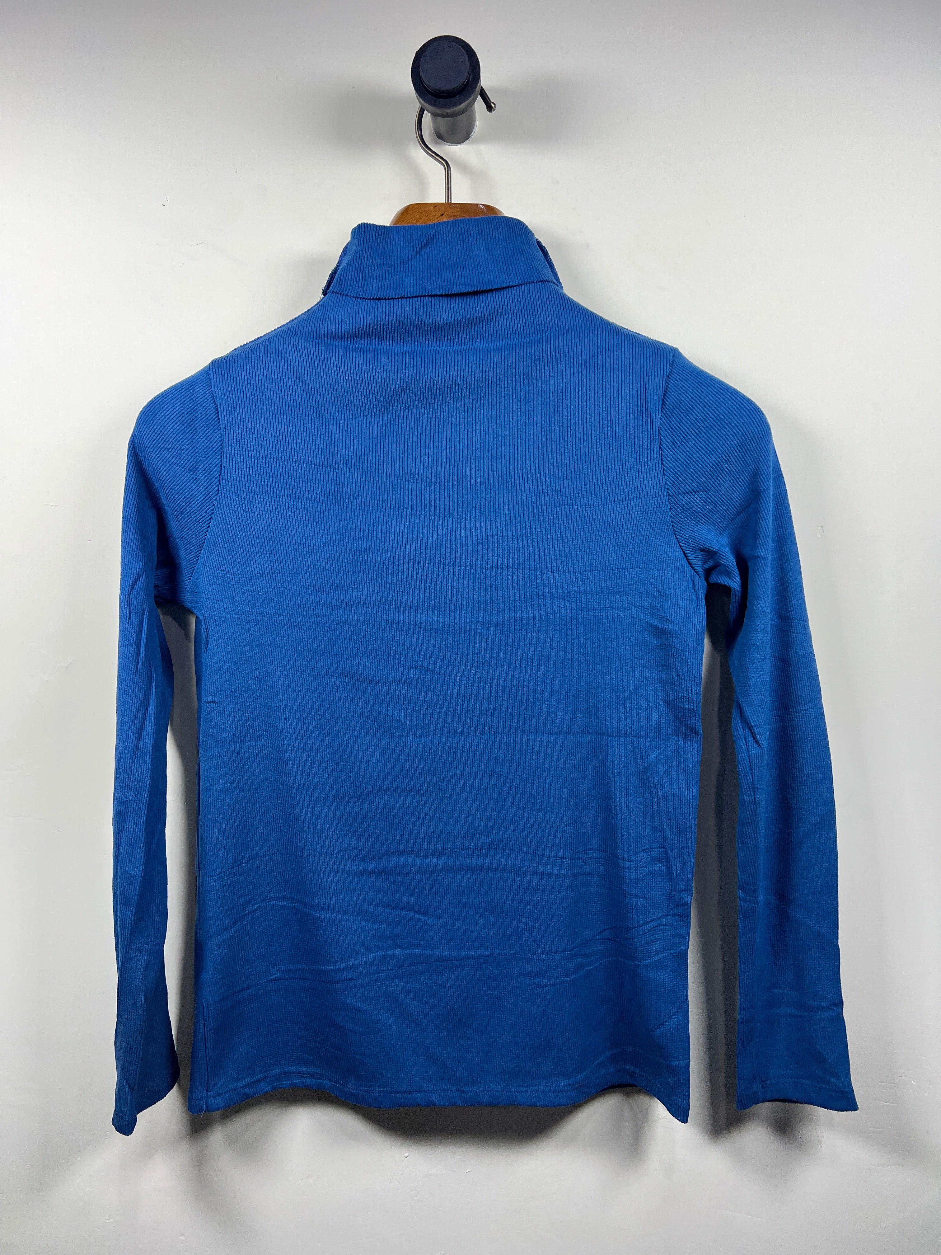 Turtle Neck Sweater (Women) (X-Small)
