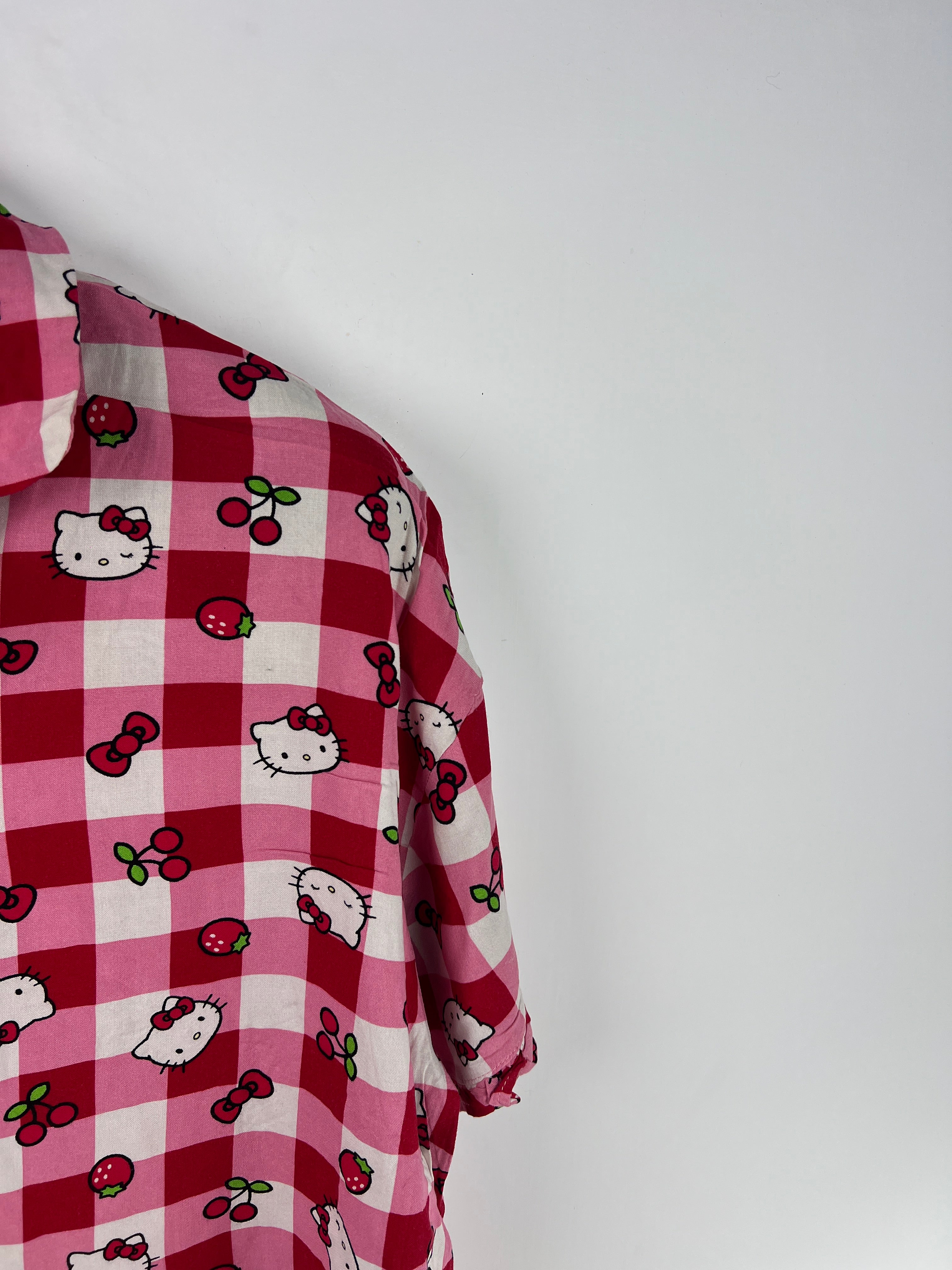 Hello Kitty Blouse (Women) (Medium-Large)
