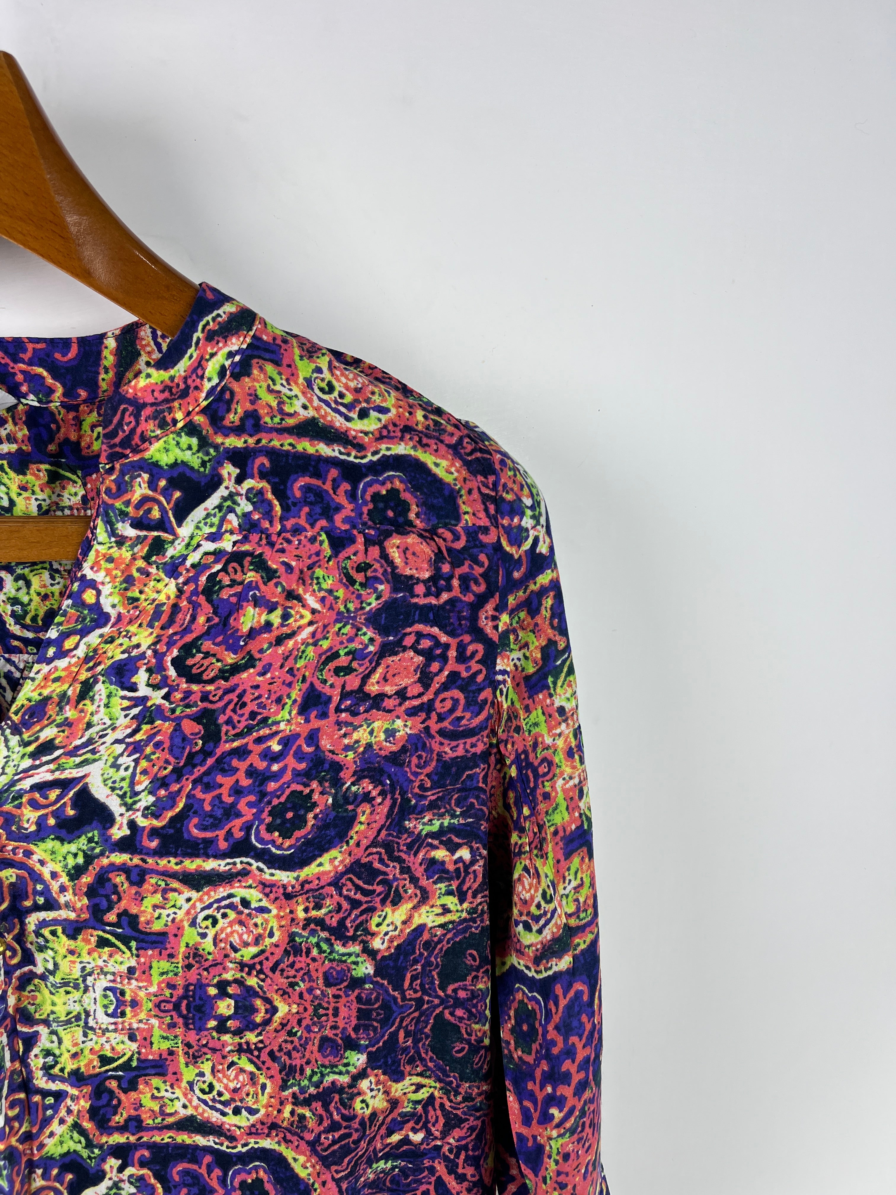 Rockmans Blouse (Women) (Medium-Large)