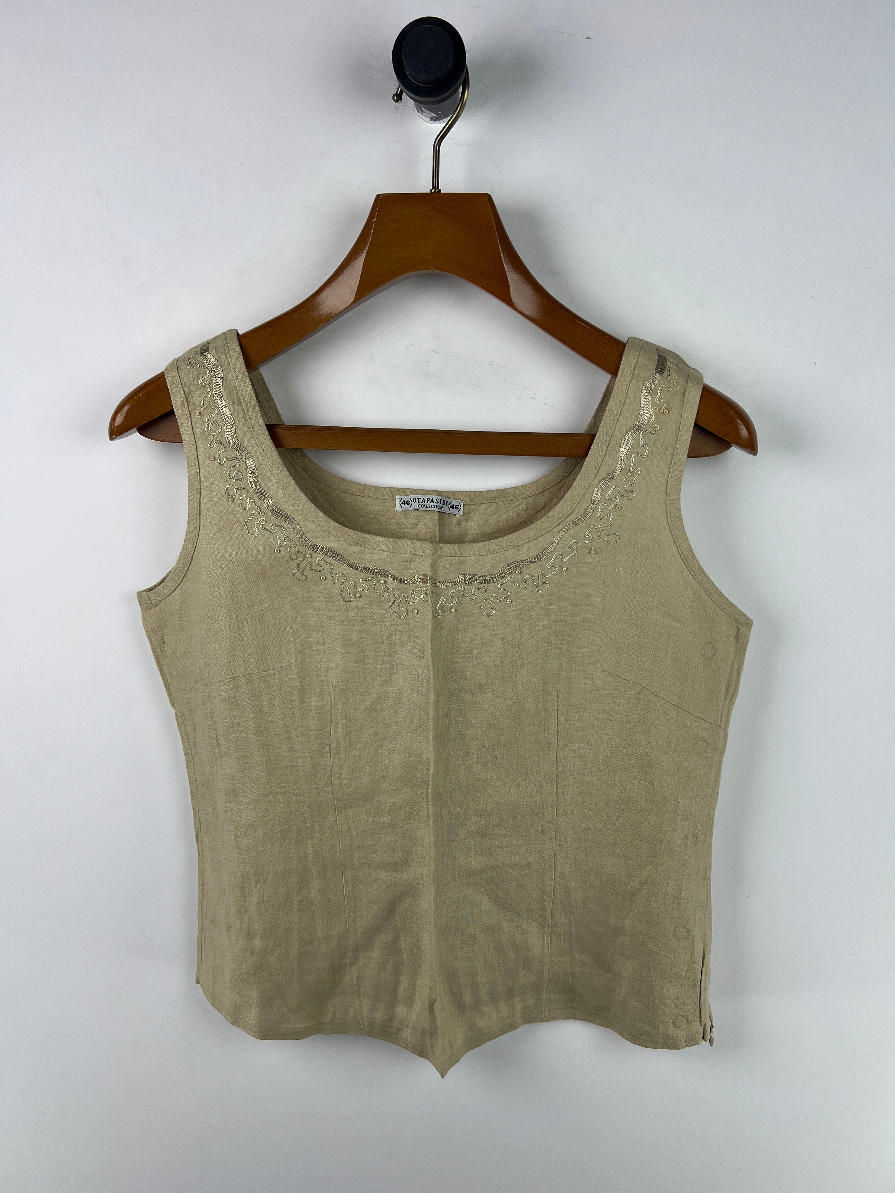 Blouse (Women) (Medium)