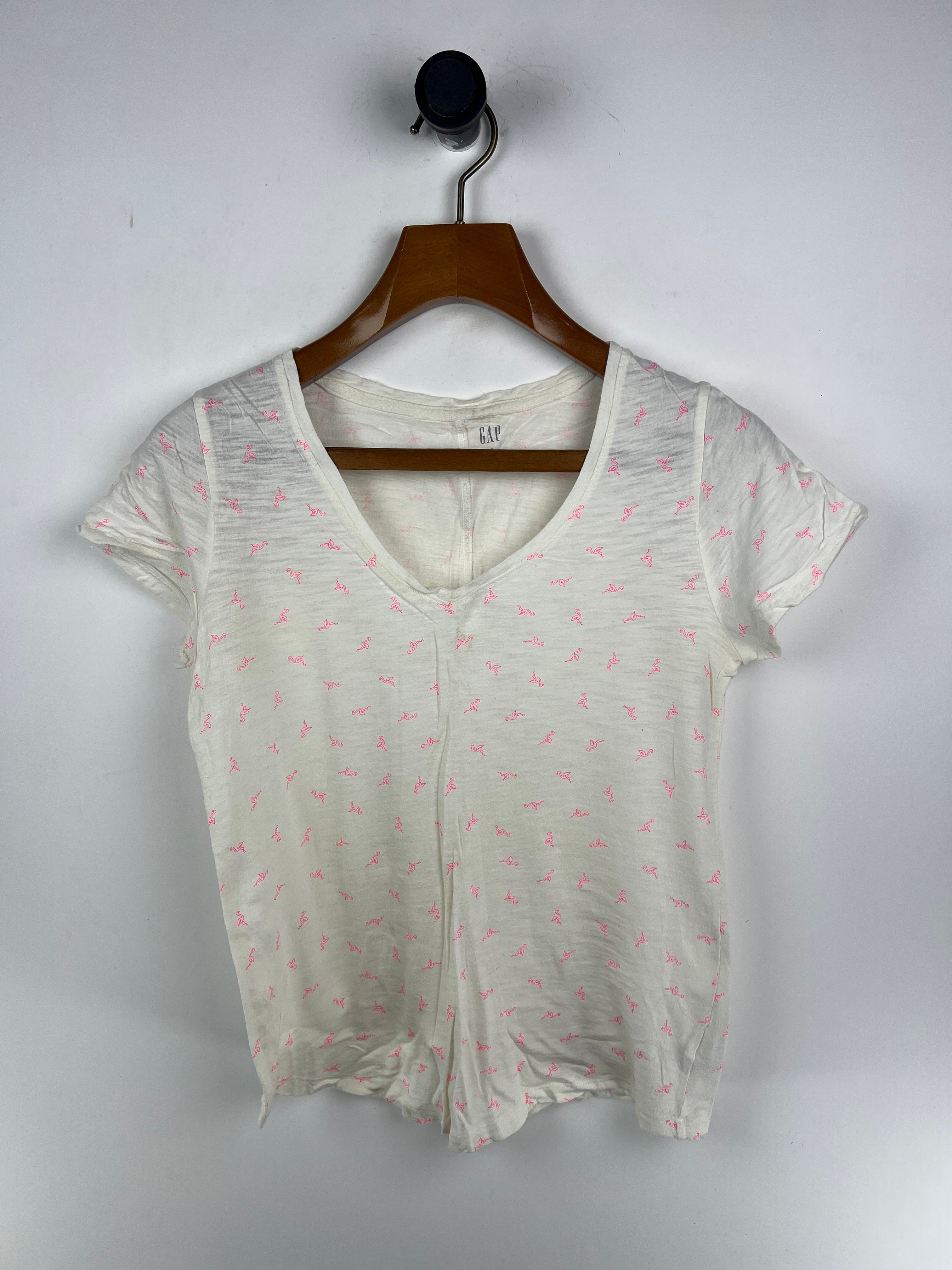 Gap T-Shirt (Women) (Small)