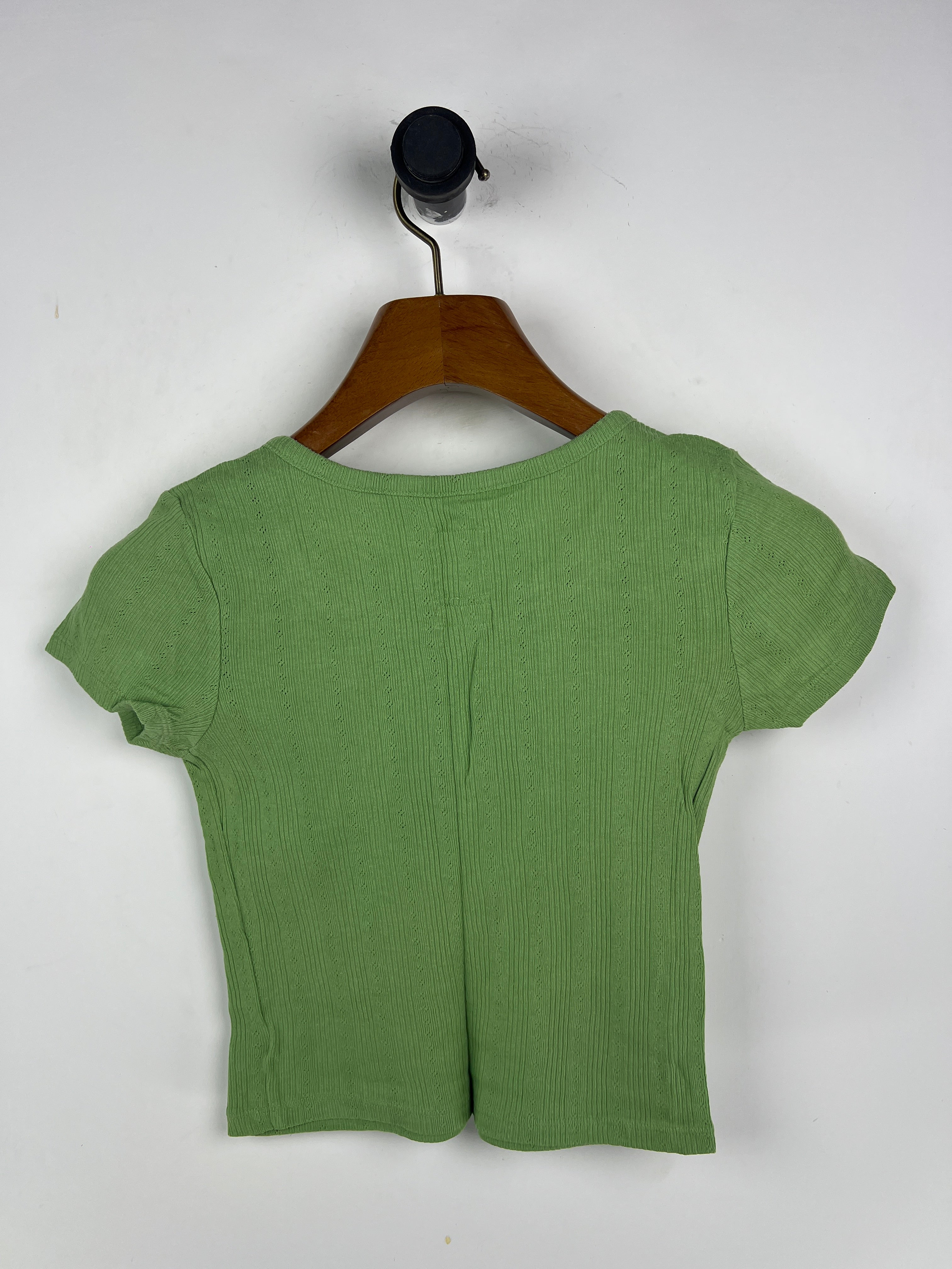 Gap Crop T-Shirt (Women) (X-Small/Small)