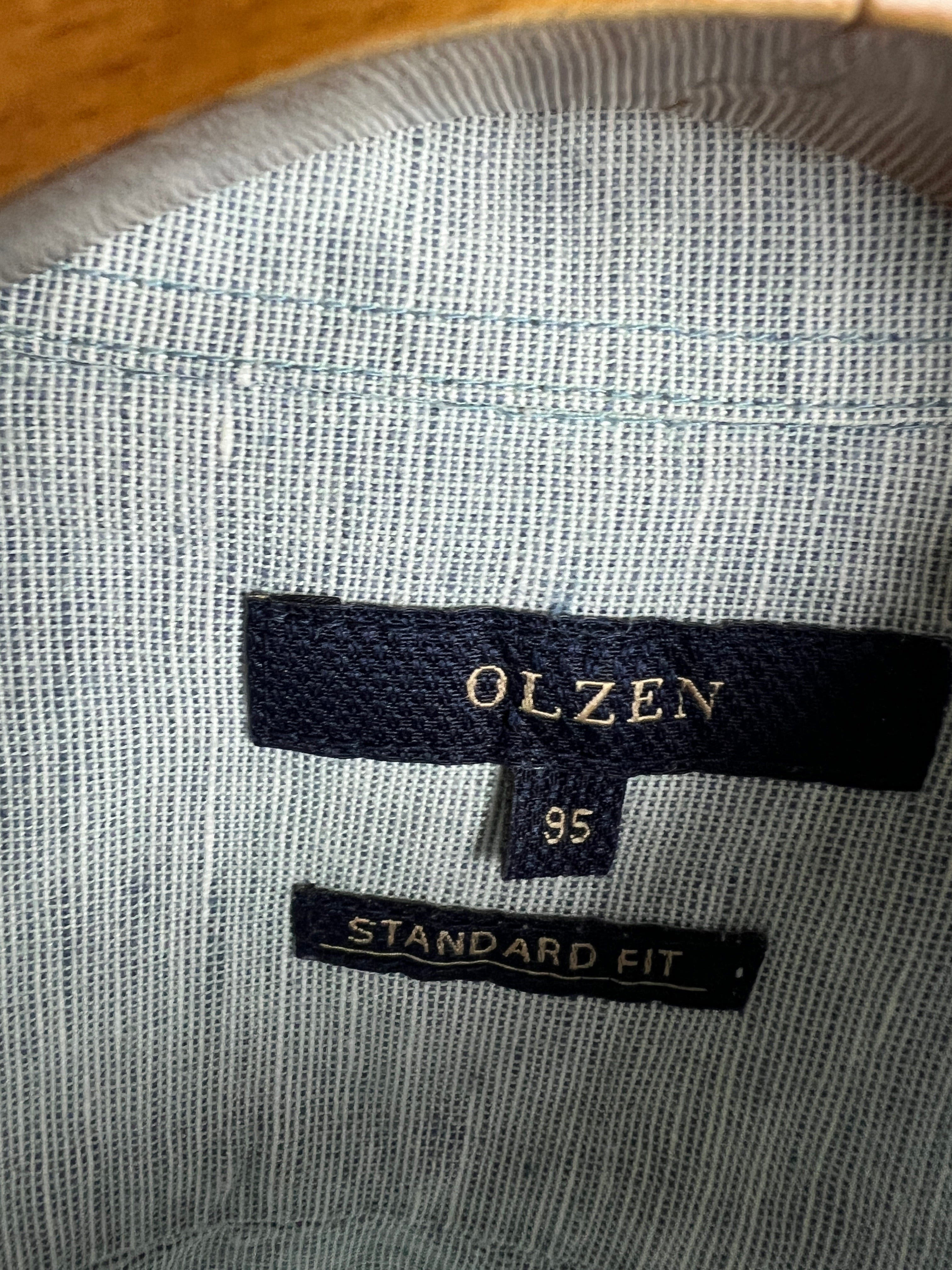 Olzen Linen Shirt (Small)