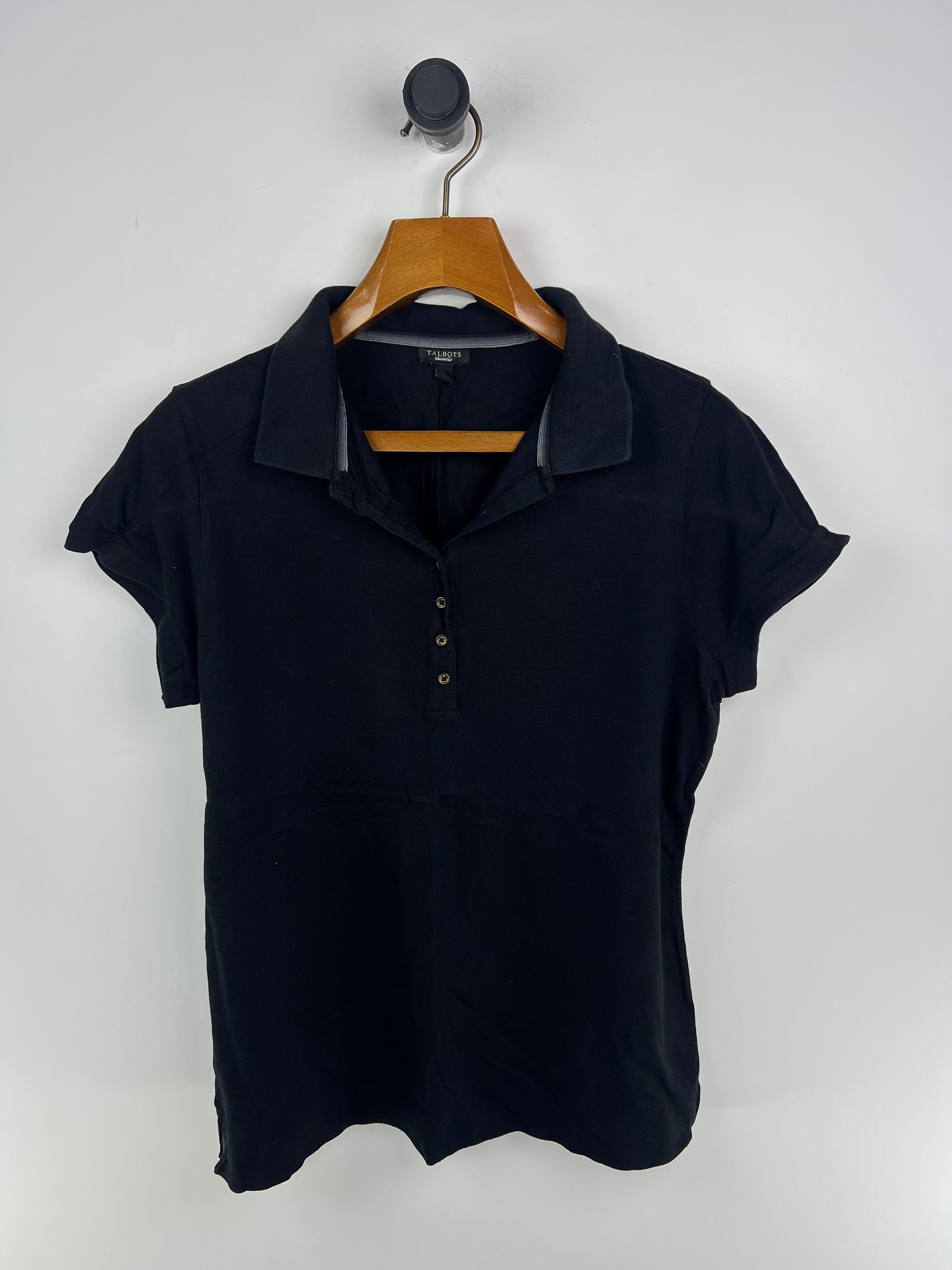 Talbots T-Shirt (Women) (Small-Medium)