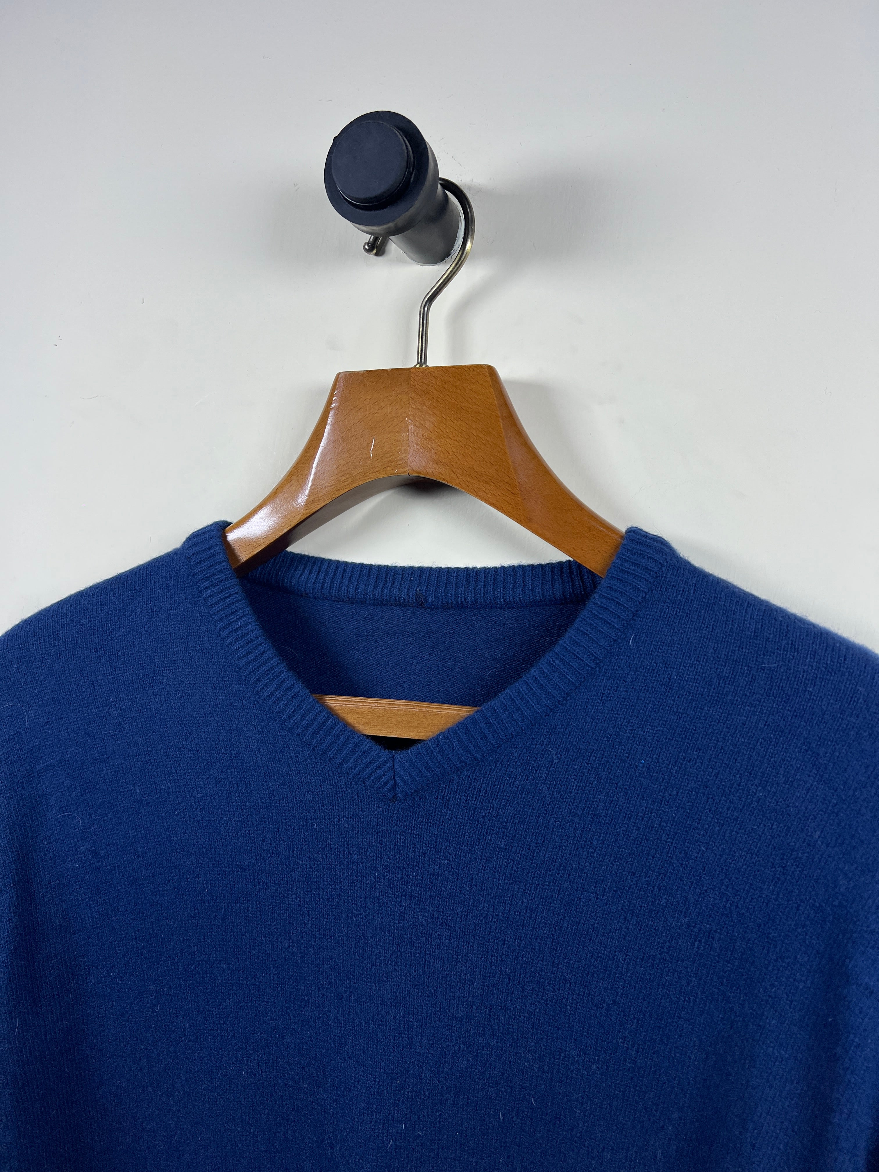 Sweater (Medium-Large)