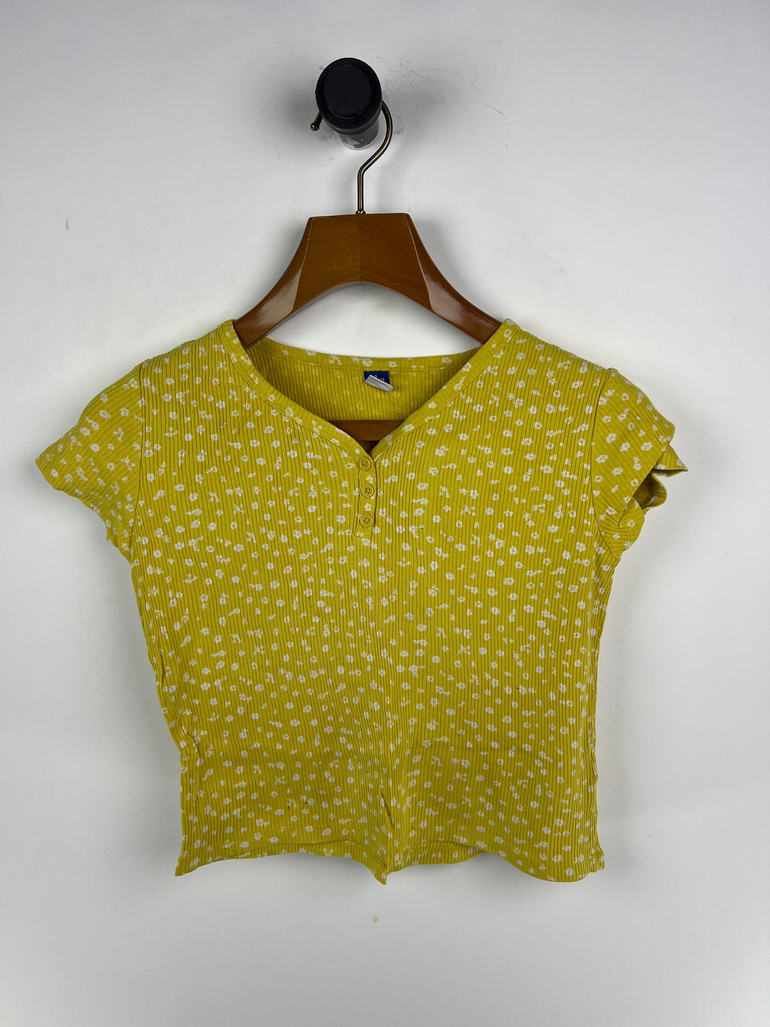 Old Navy Crop T-Shirt (Women) (Small-Medium)
