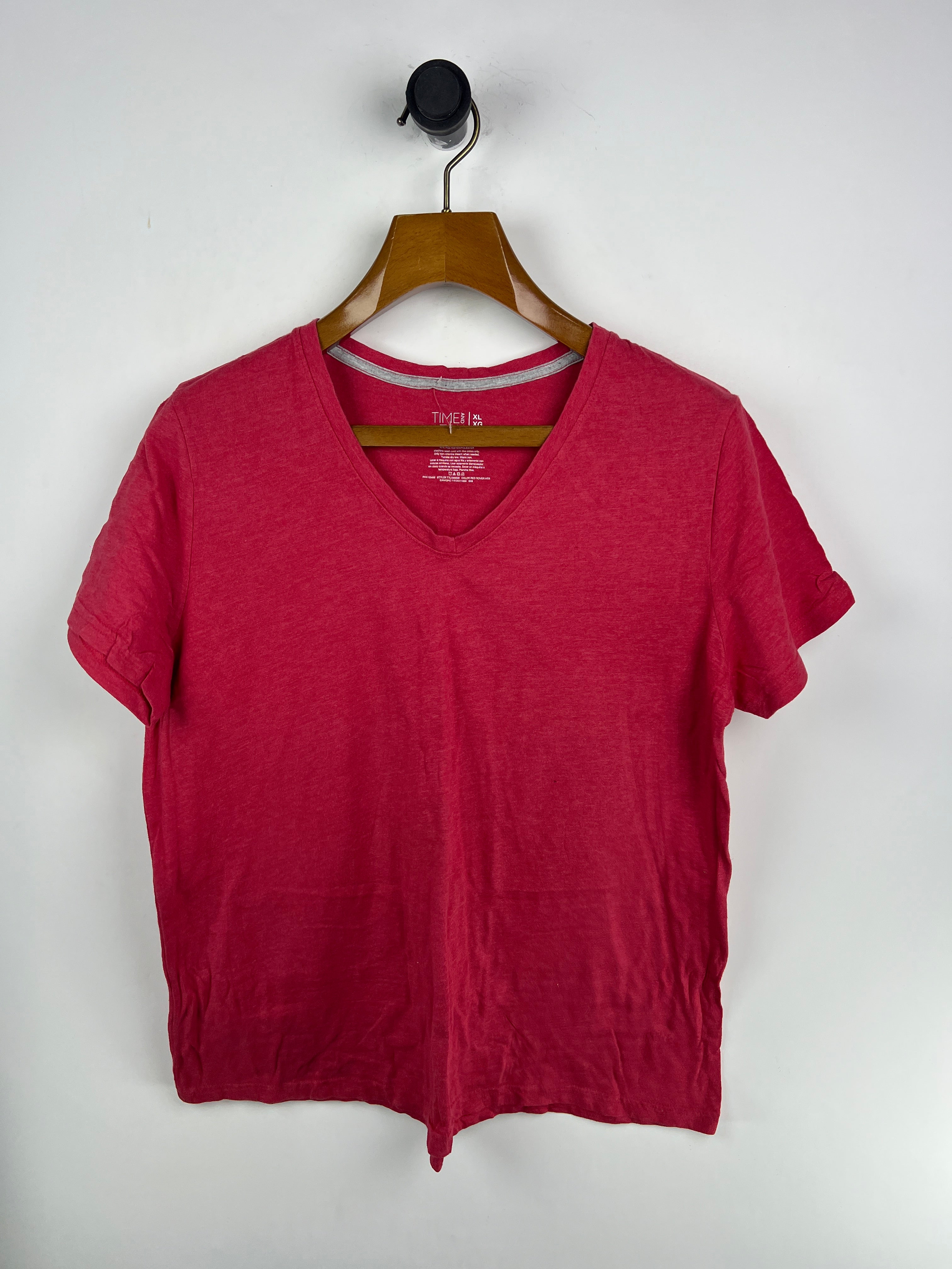 Time & Tru T-Shirt (Women) (Medium-Large)