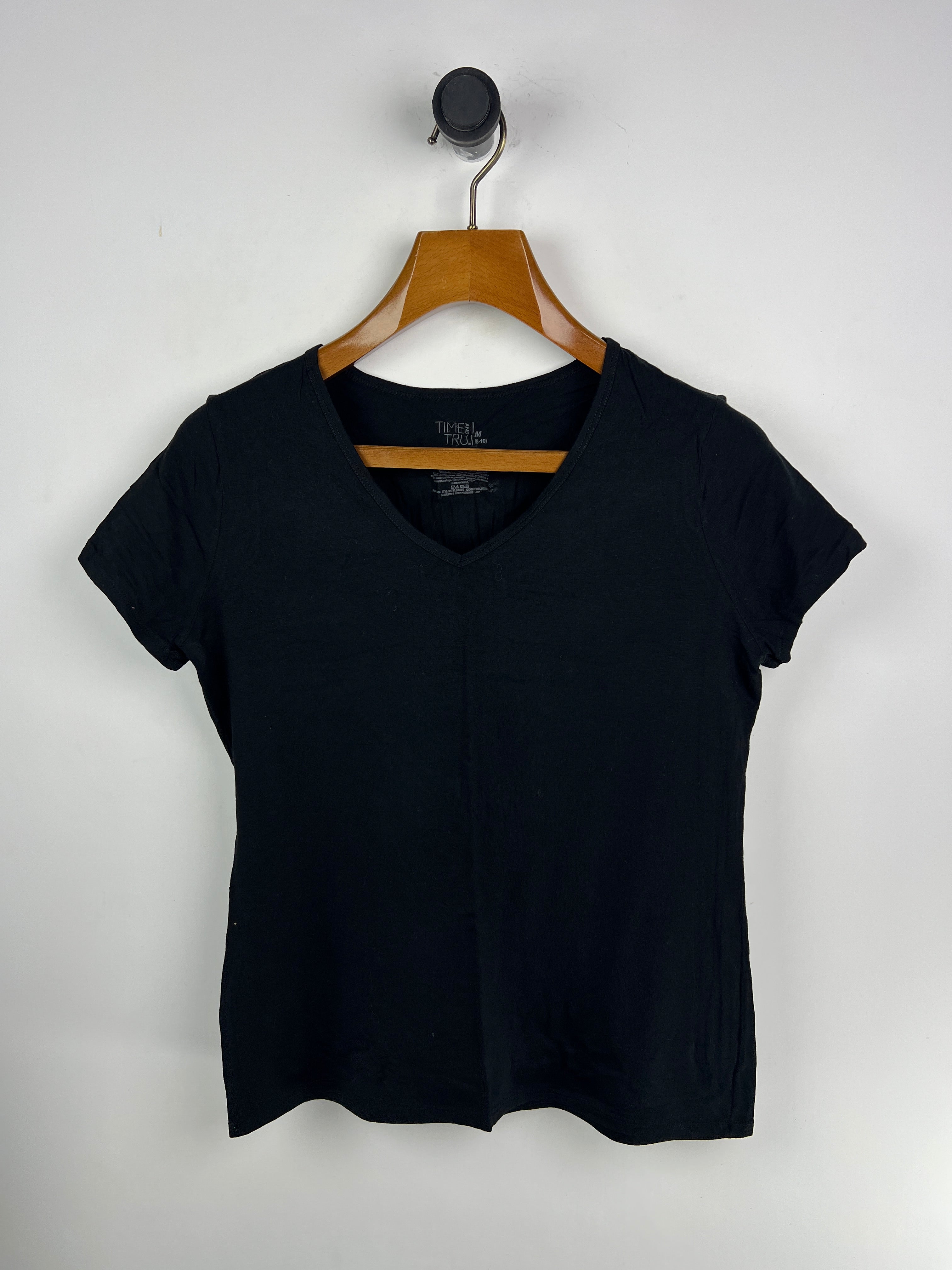 Time & Tru T-Shirt (Women) (Medium)