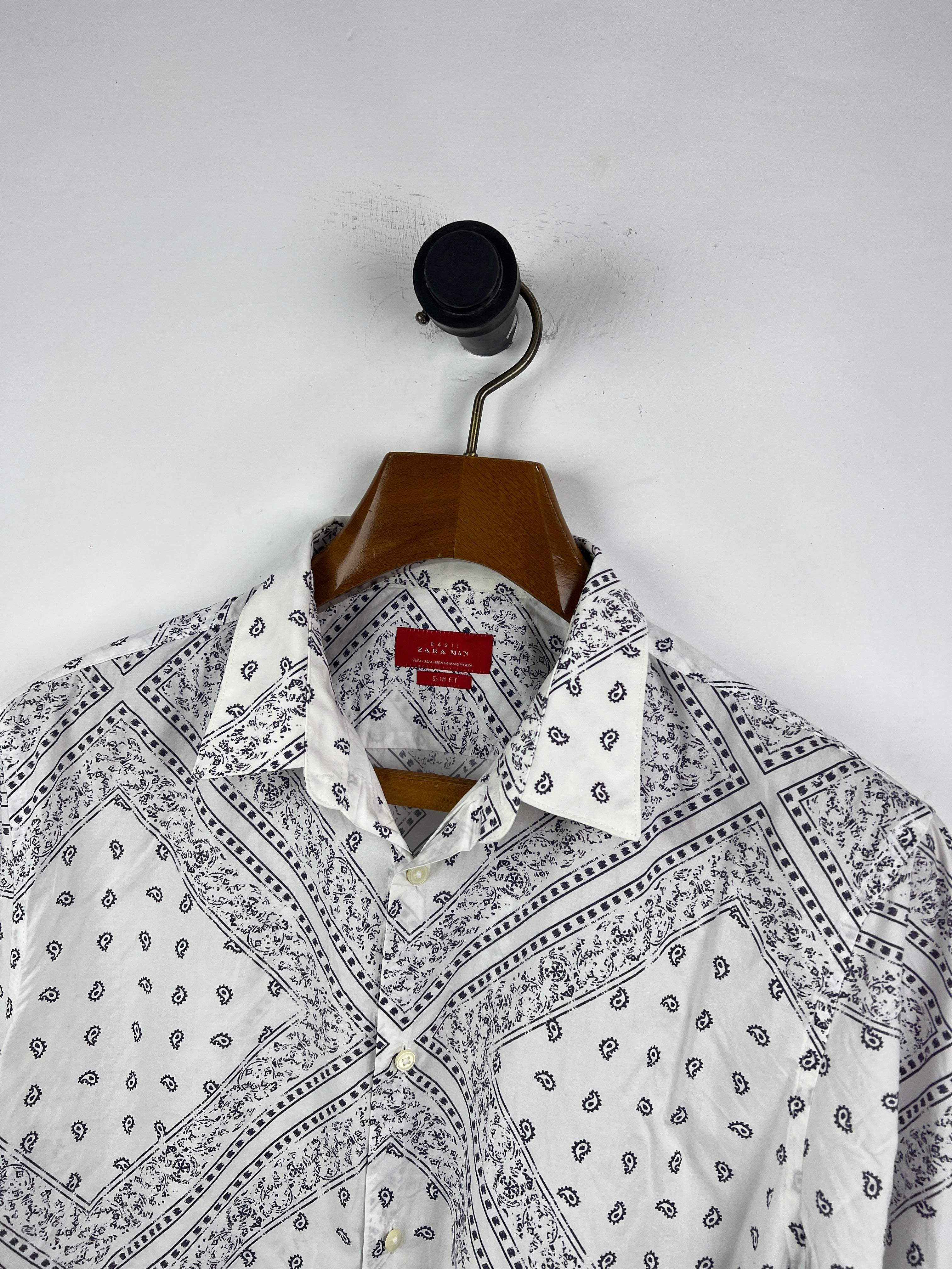 Zara Shirt (Medium-Large)