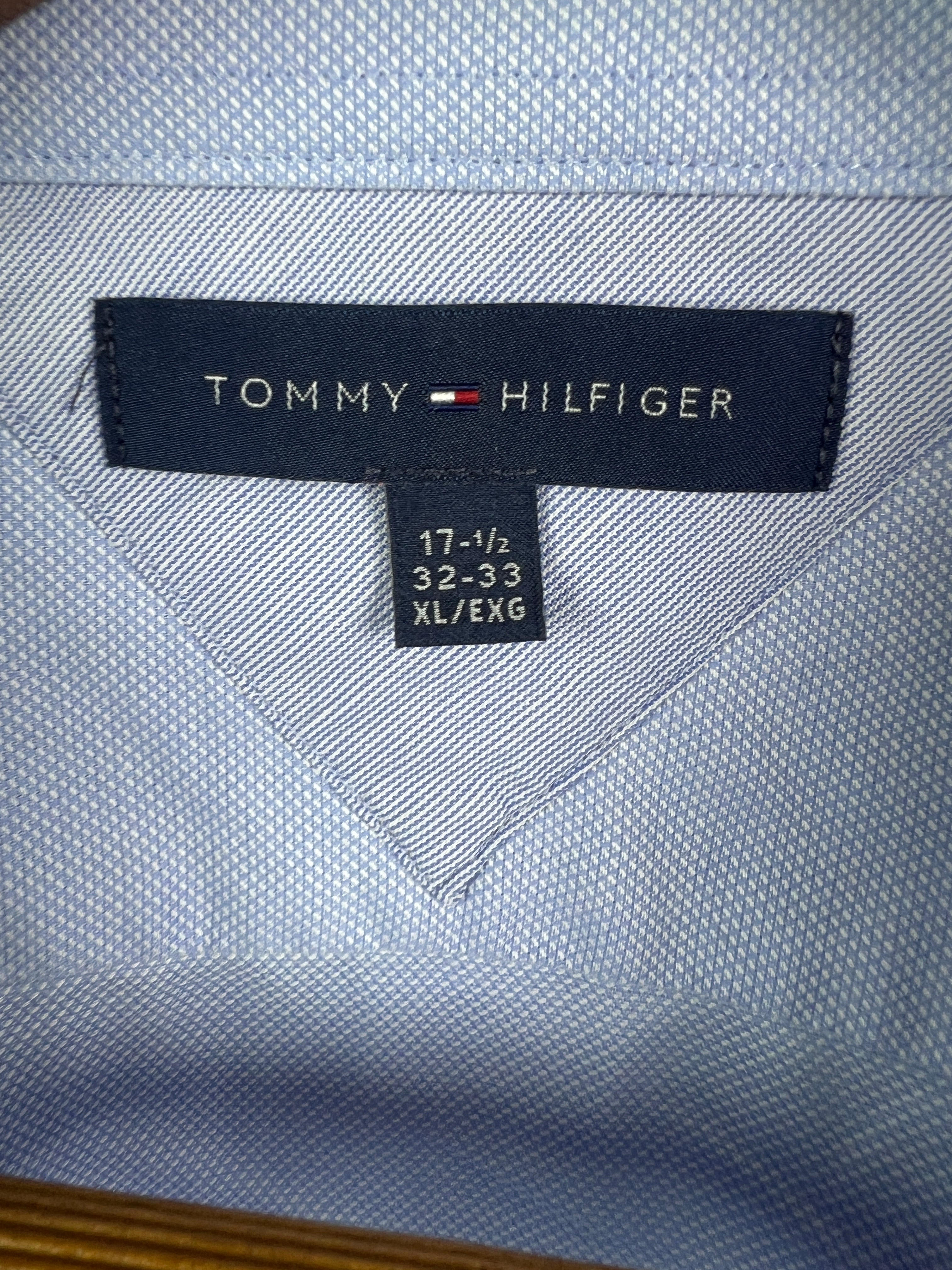 Tommy Hilfiger Shirt (X-Large)