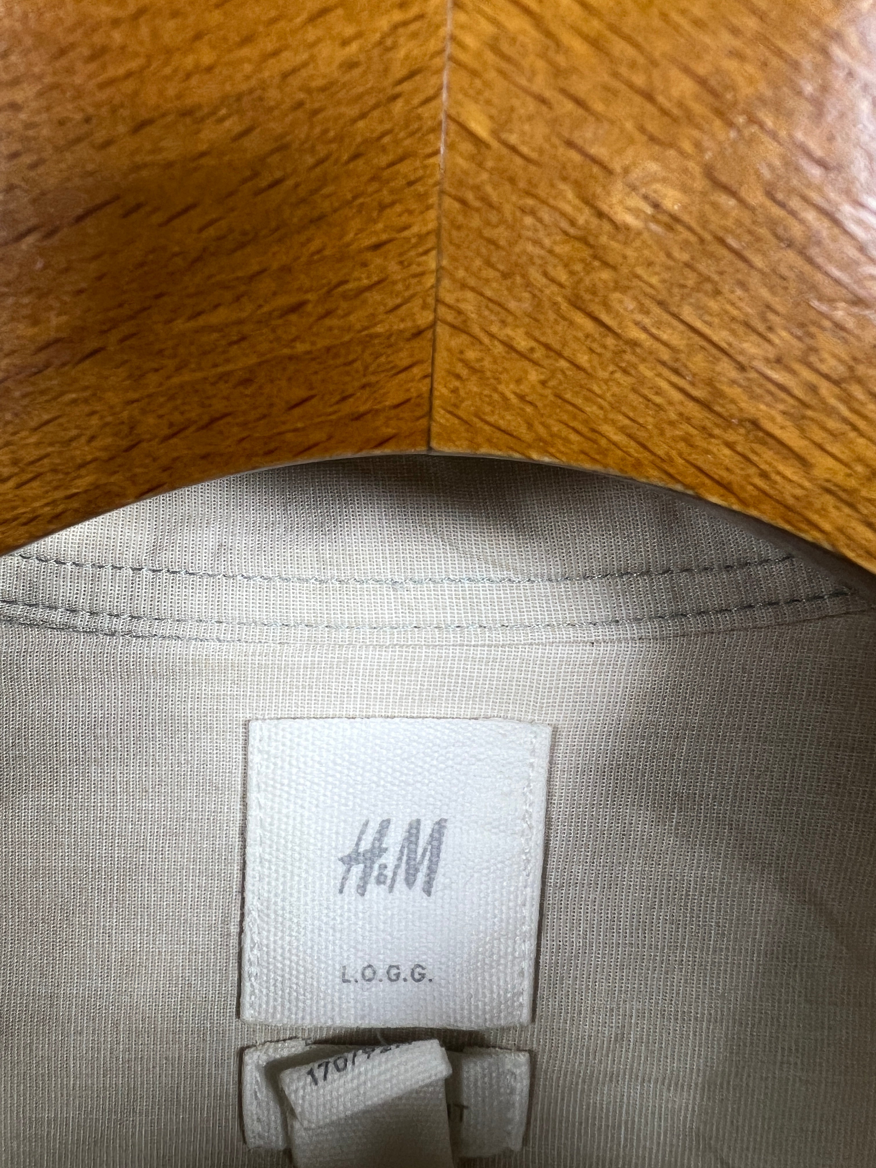 H&M Shirt (Small-Medium)