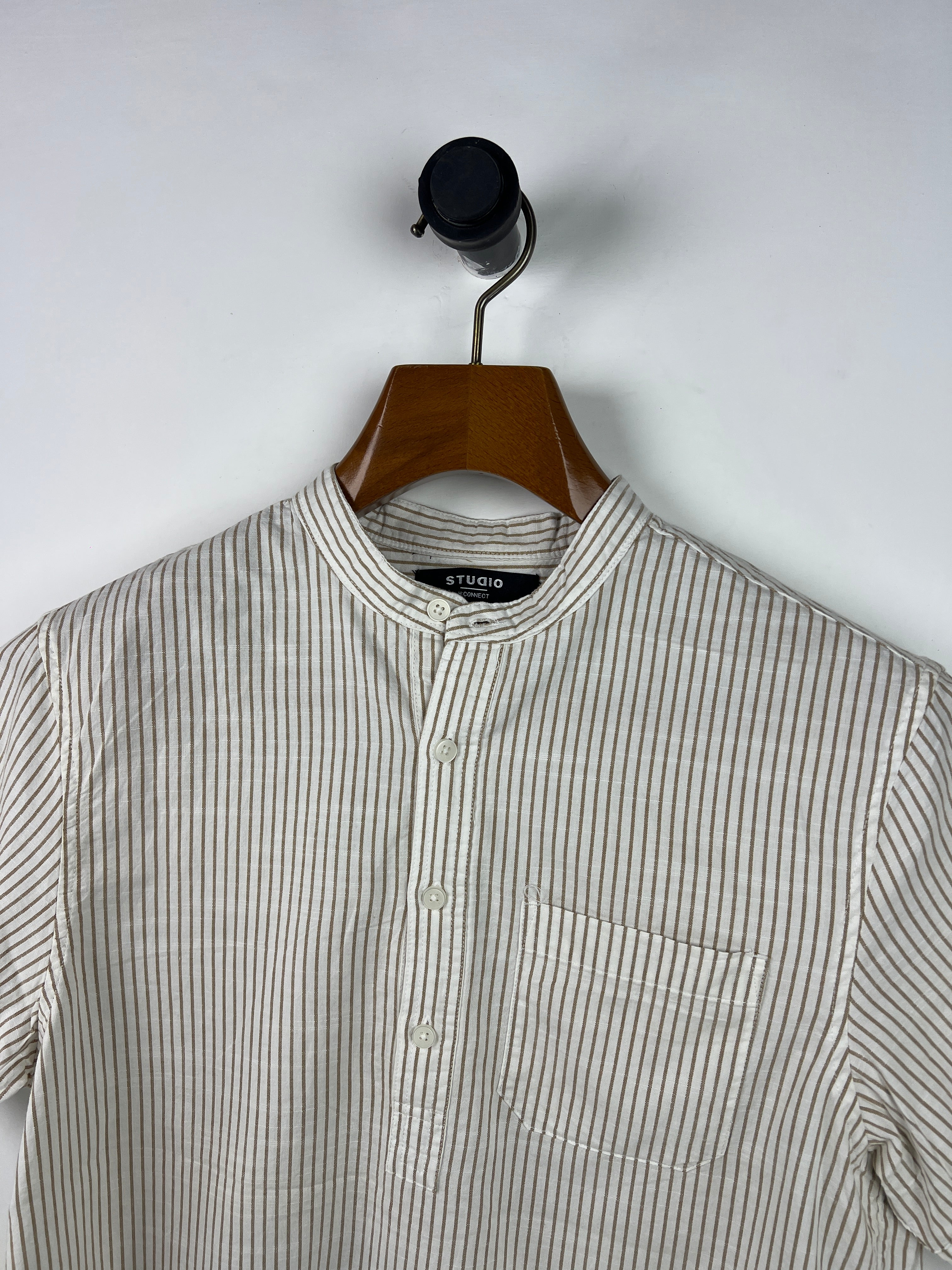 H Connect Linen Shirt (Medium)