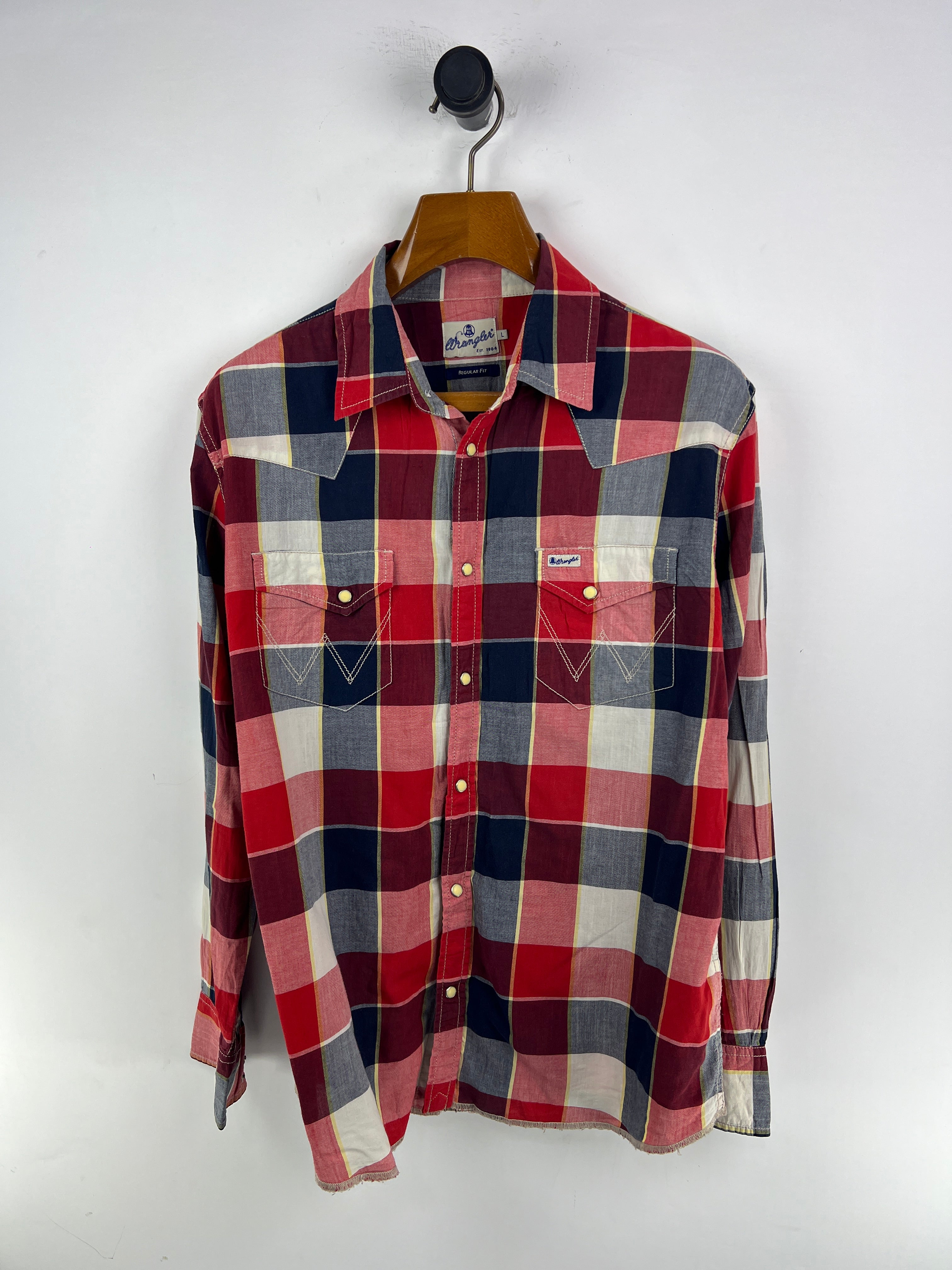 Wrangler Shirt (Large)